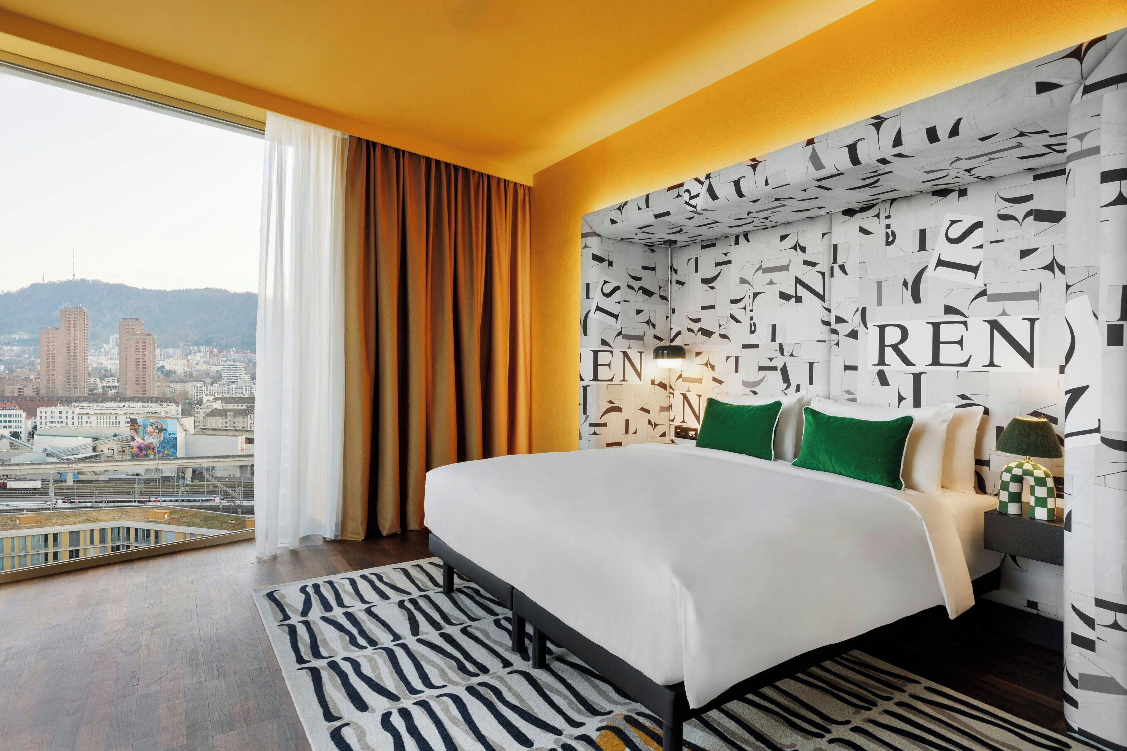 Renaissance Zürich Tower