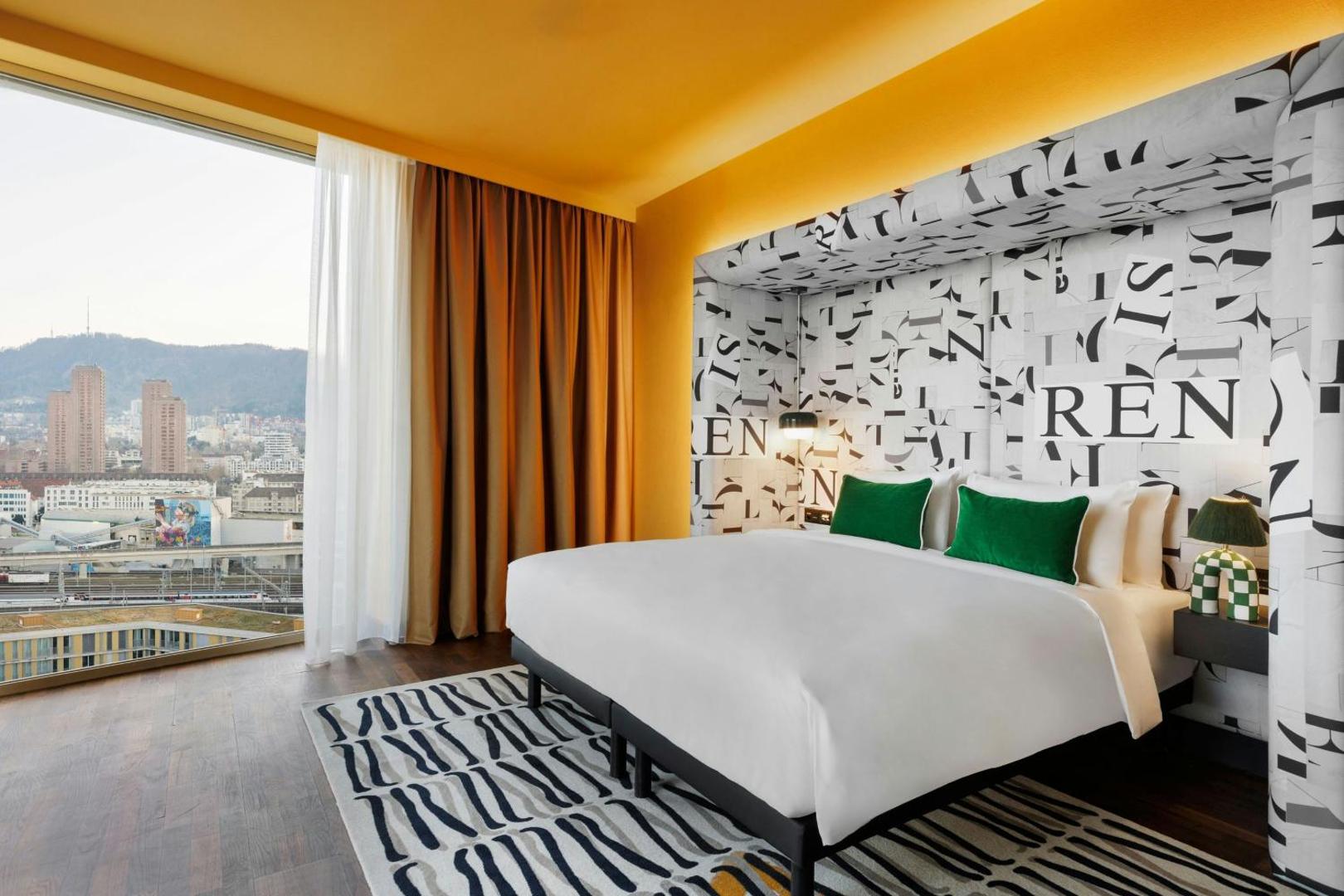 Renaissance Zürich Tower