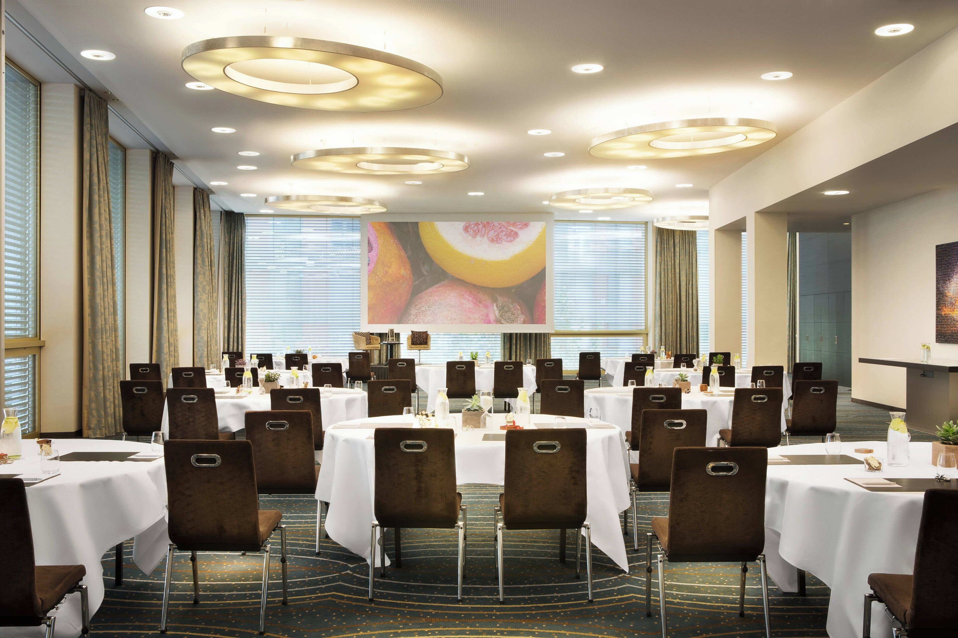 Renaissance Zürich Tower