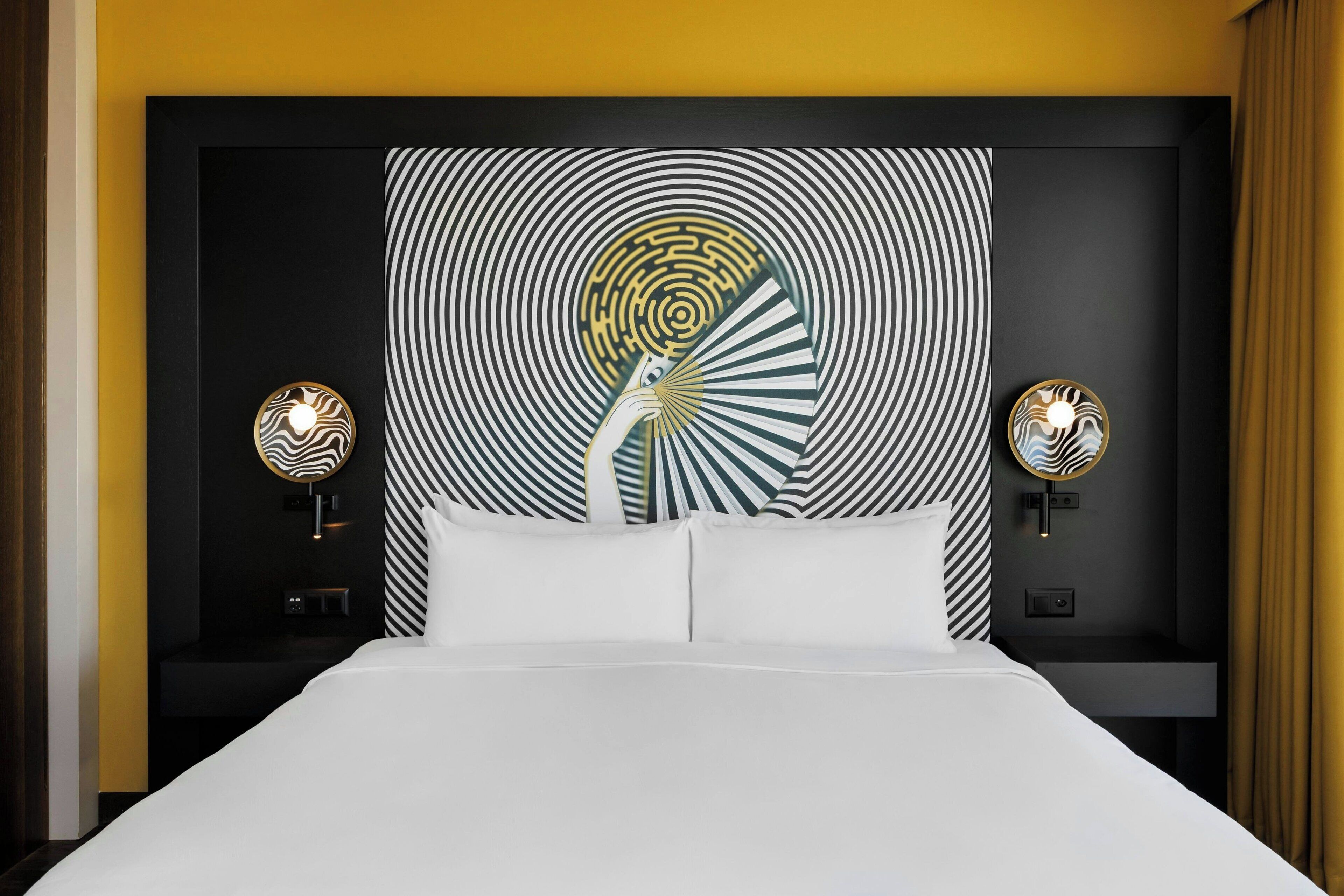 Renaissance Zürich Tower