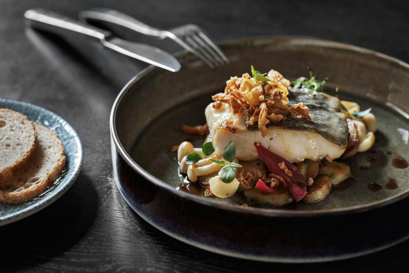 Renaissance Zürich Tower