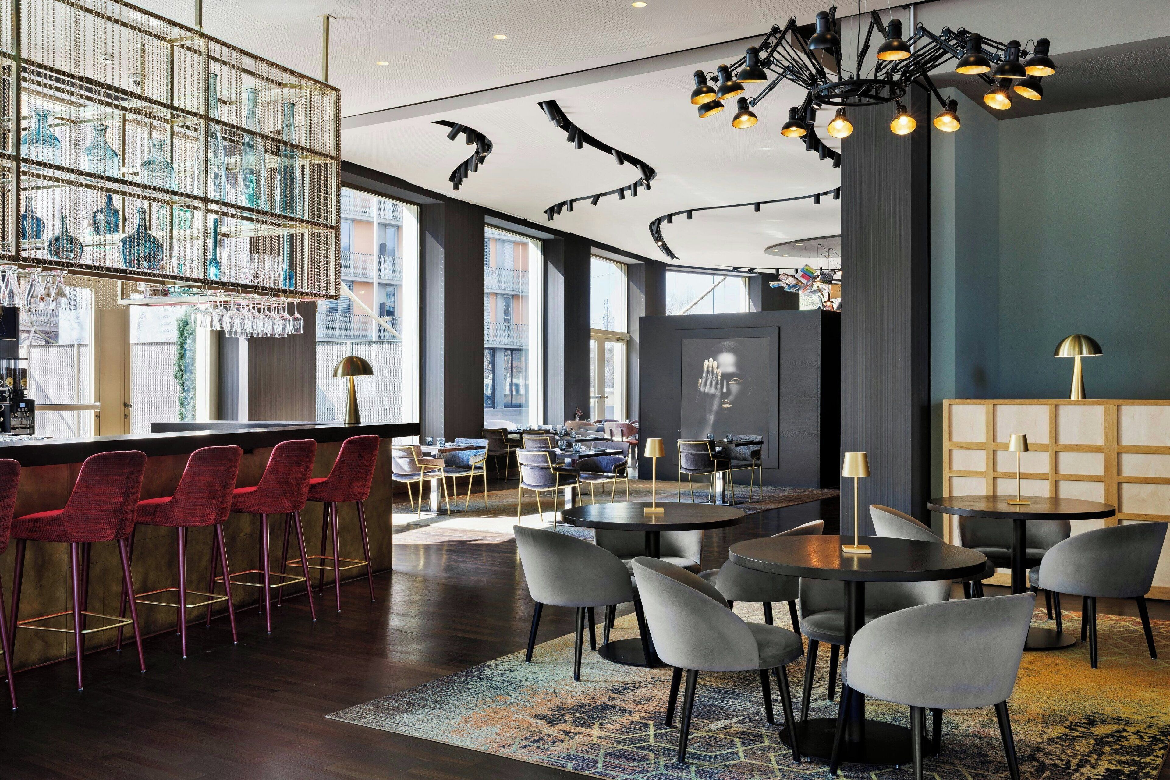 Renaissance Zürich Tower