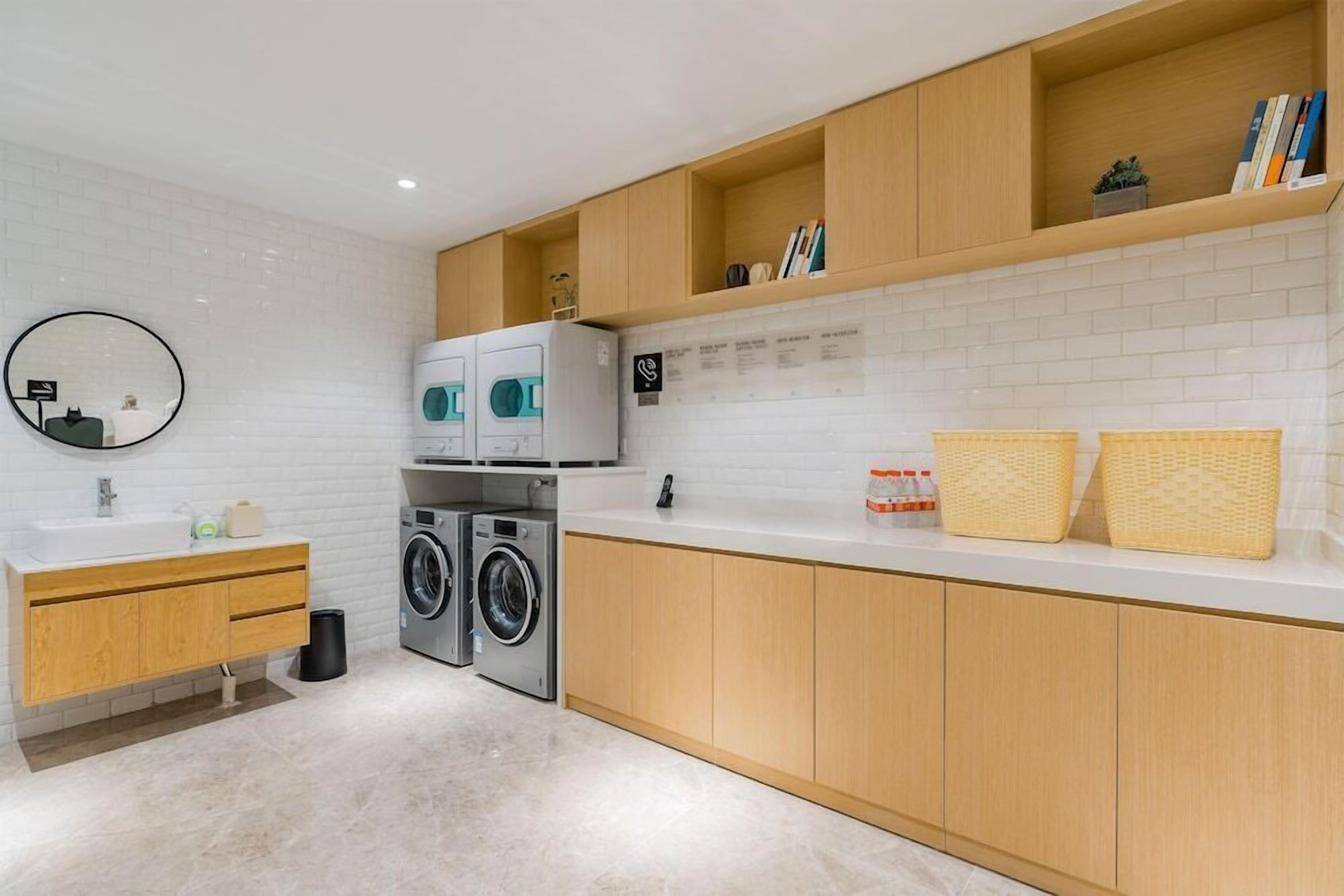 Hilton Garden Inn Zhuji East Hilton Garden Inn Zhuji East