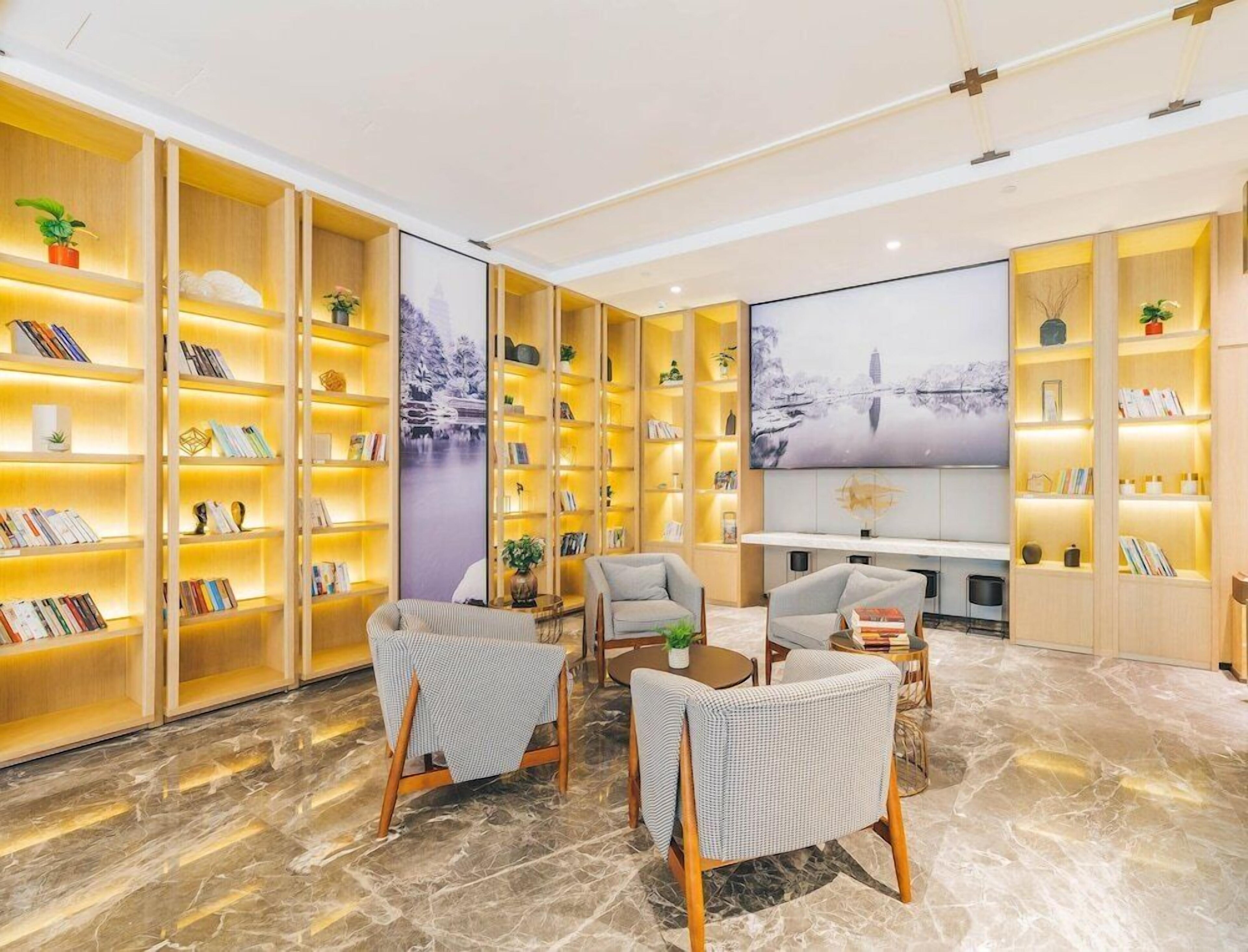 Hilton Garden Inn Zhuji East Hilton Garden Inn Zhuji East