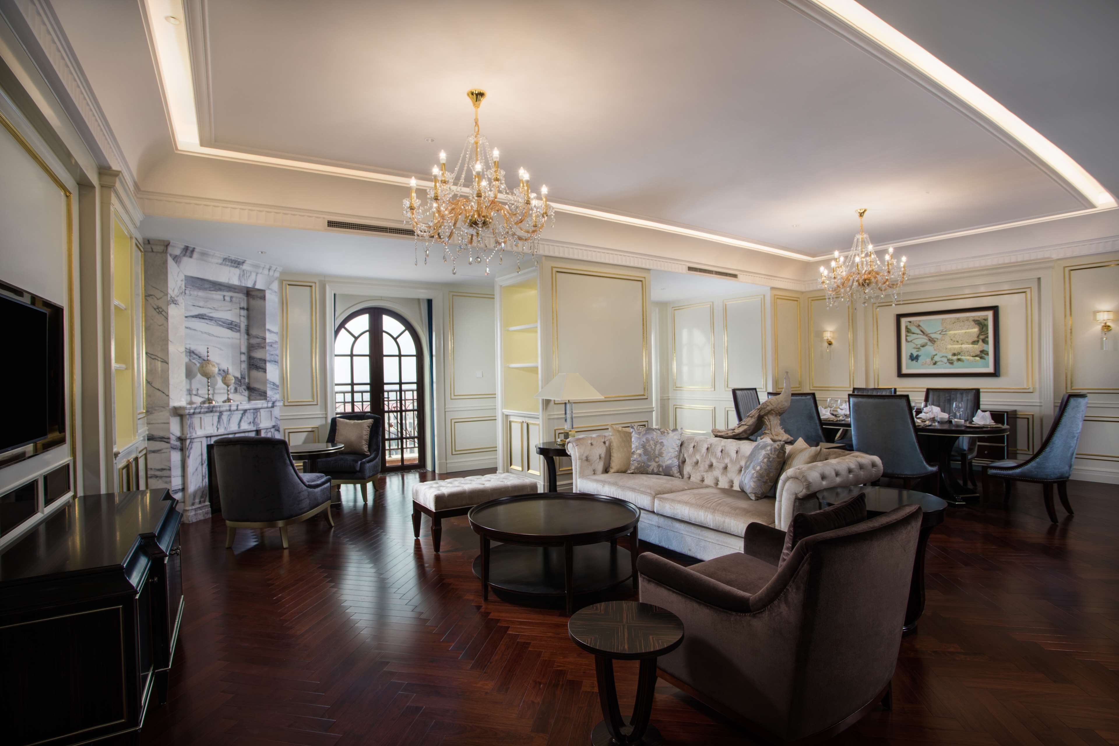 Radisson Blu Forest Manor Hotel, Shanghai Hongqiao Radisson Blu Forest Manor Hotel, Shanghai Hongqiao
