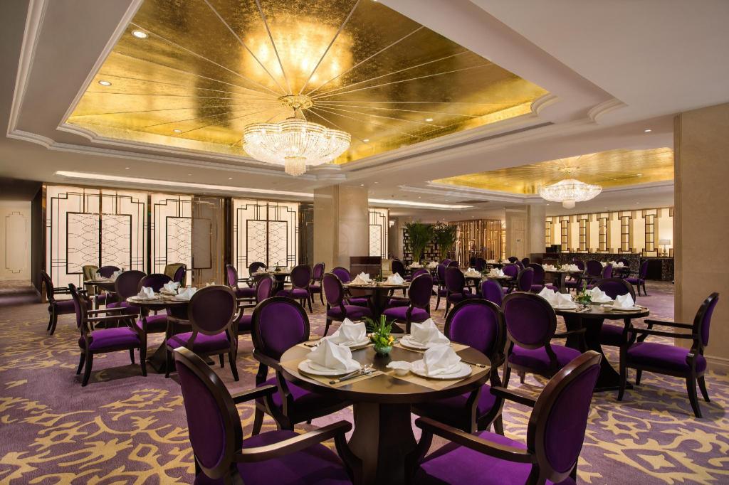 Radisson Blu Forest Manor Hotel, Shanghai Hongqiao Radisson Blu Forest Manor Hotel, Shanghai Hongqiao