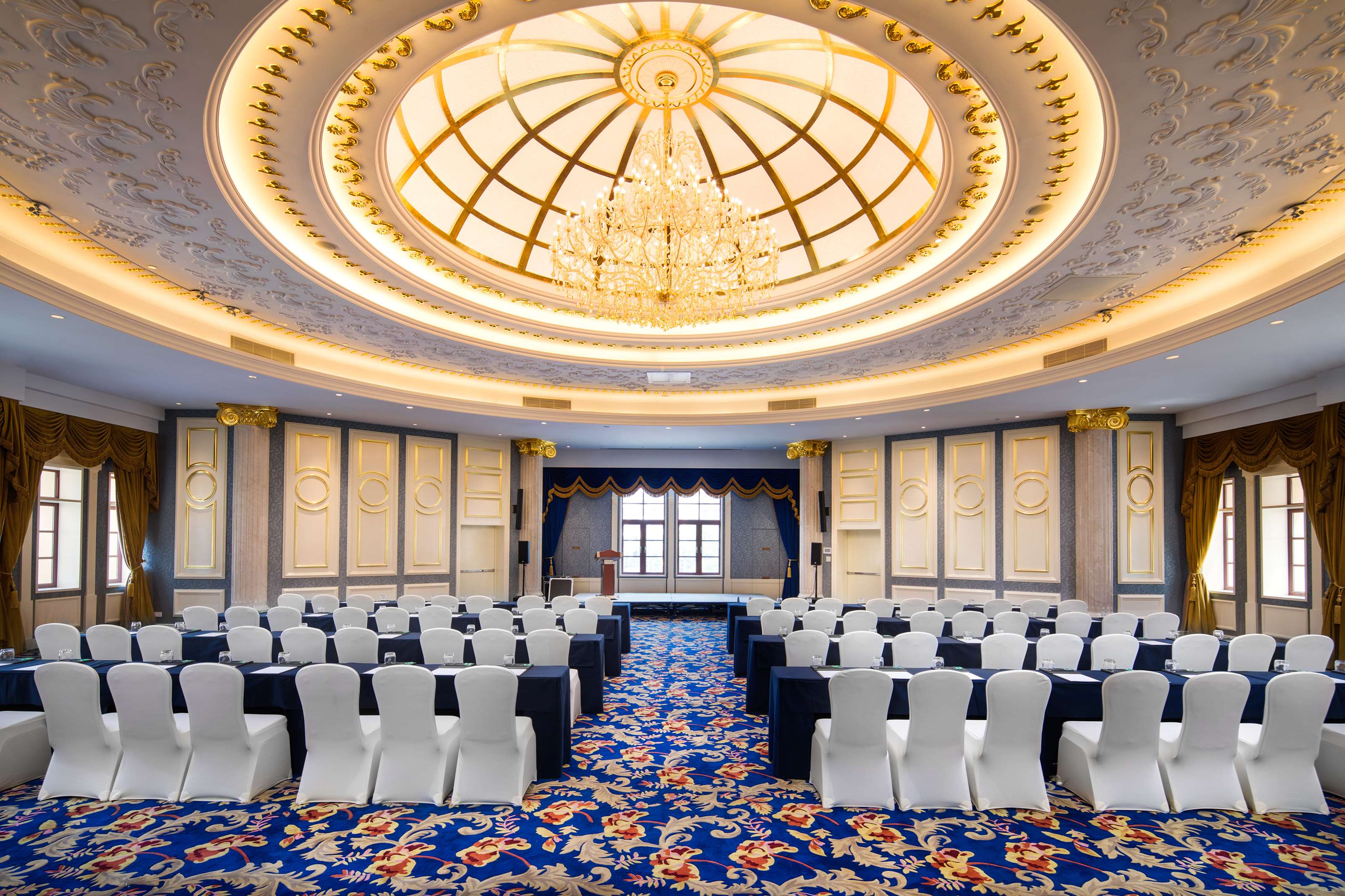 Radisson Blu Forest Manor Hotel, Shanghai Hongqiao Radisson Blu Forest Manor Hotel, Shanghai Hongqiao