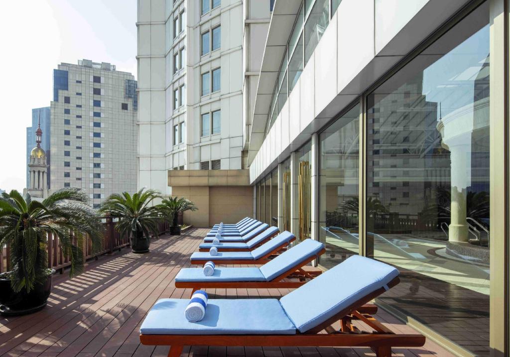 Radisson Blu Shanghai New World Radisson Blu Shanghai New World