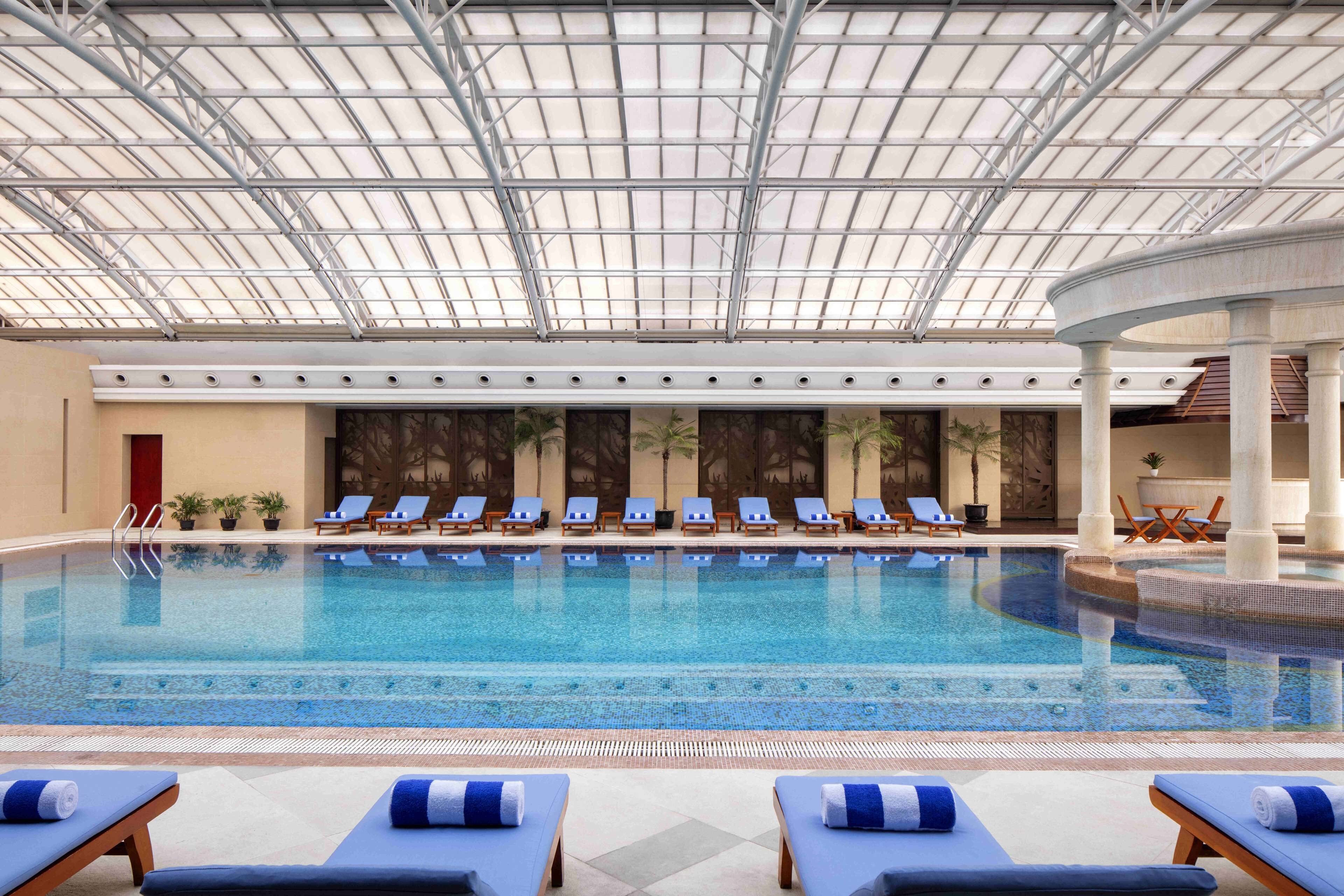 Radisson Blu Shanghai New World Radisson Blu Shanghai New World