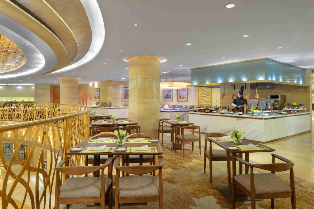 Radisson Blu Shanghai New World Radisson Blu Shanghai New World
