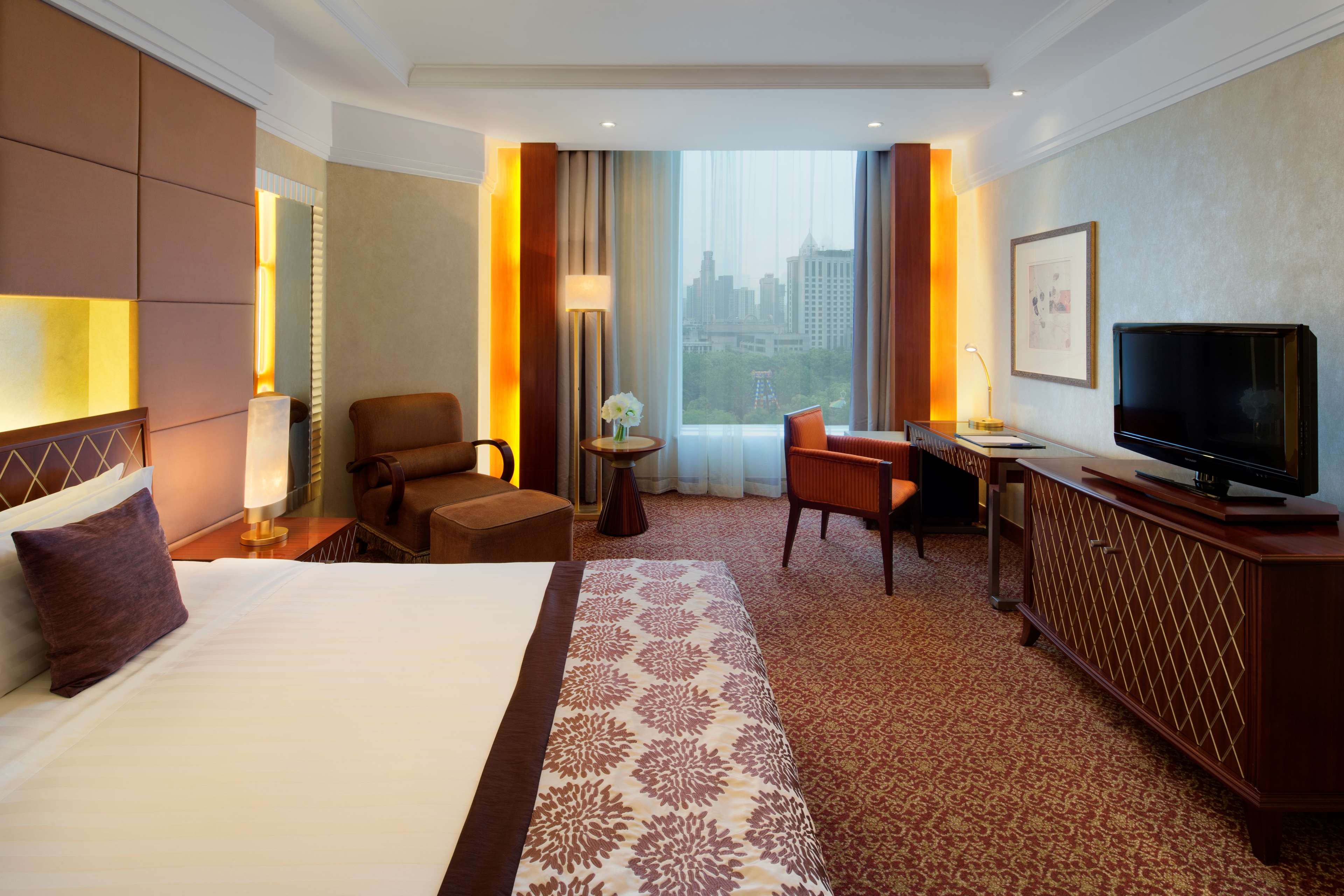 Radisson Blu Shanghai New World Radisson Blu Shanghai New World