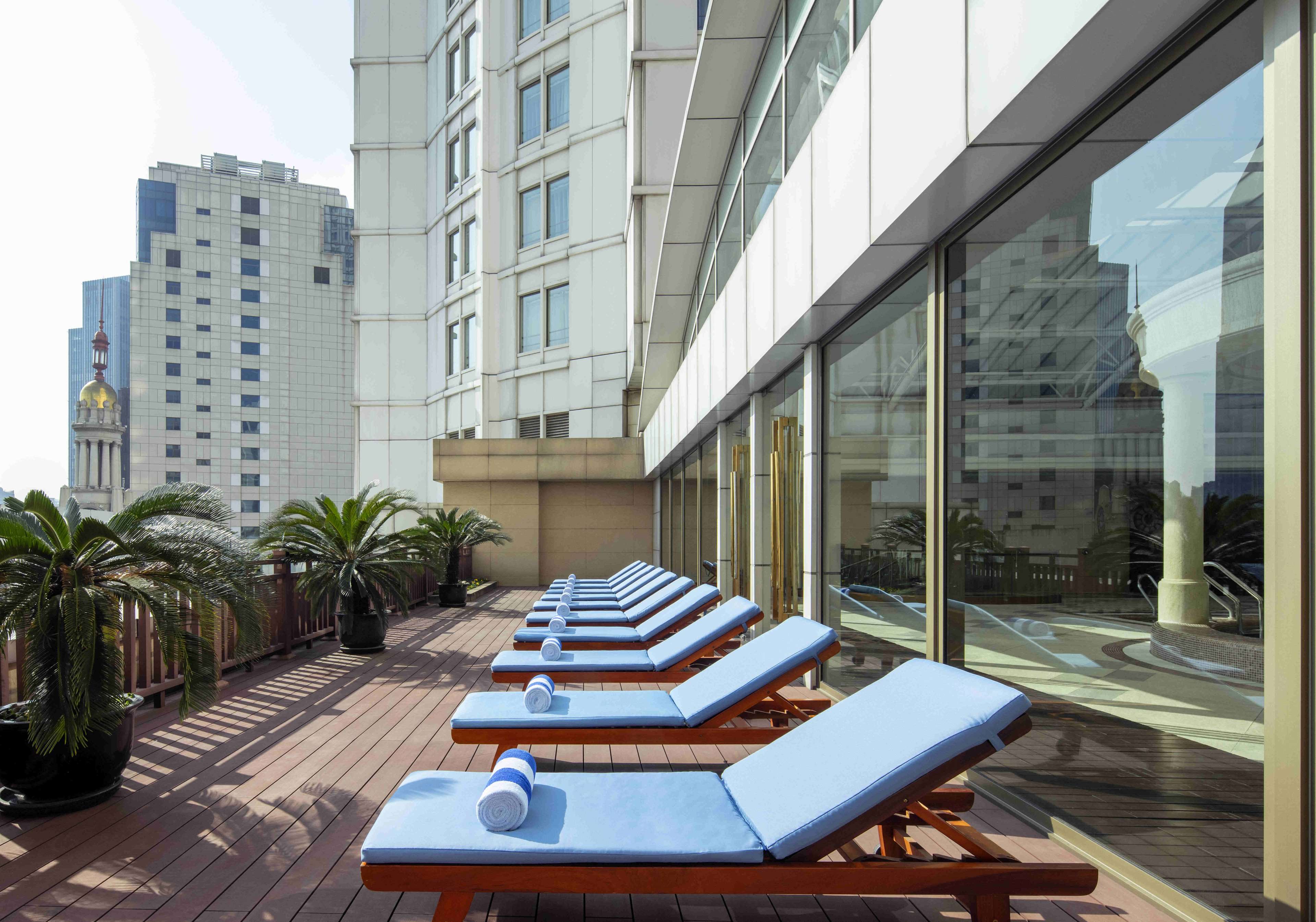 Radisson Blu Shanghai New World Radisson Blu Shanghai New World