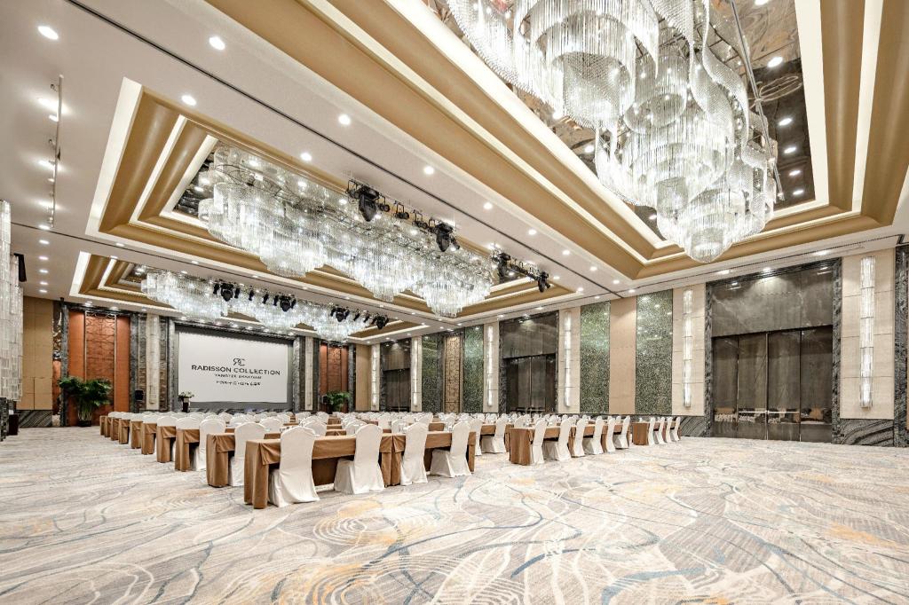 Radisson Collection Hotel, Yangtze Shanghai Radisson Collection Hotel, Yangtze Shanghai