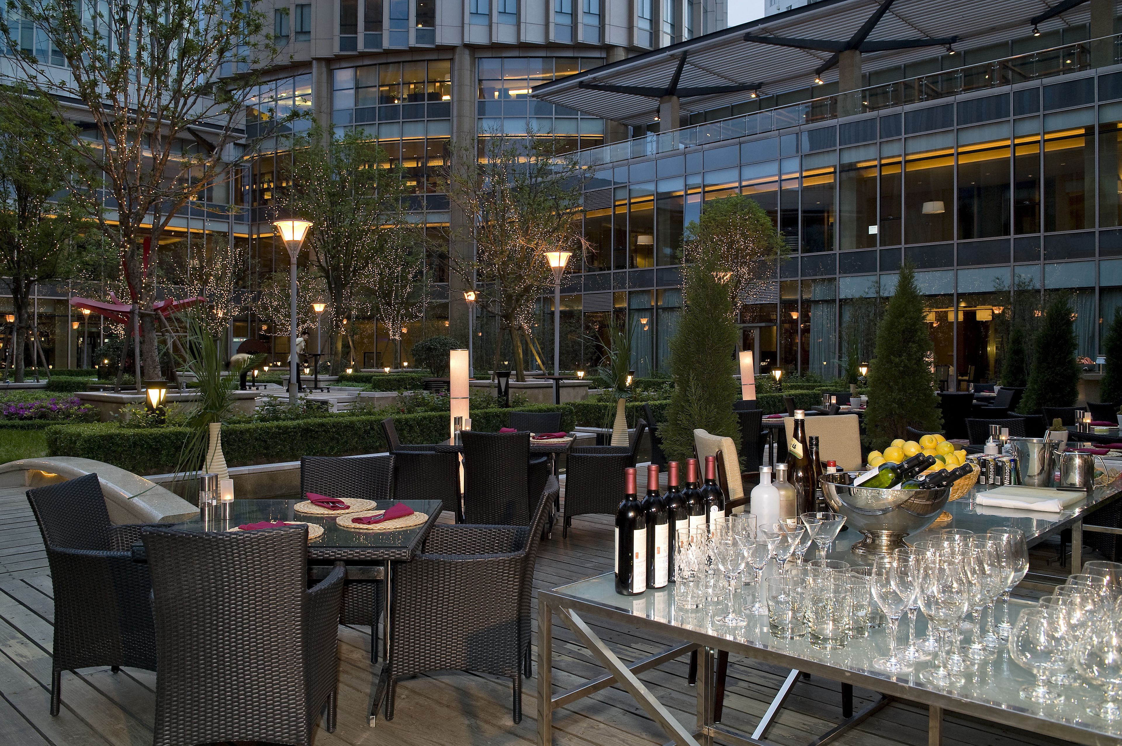 Sheraton Grand Shanghai Pudong Hotel & Residences Sheraton Grand Shanghai Pudong Hotel & Residences