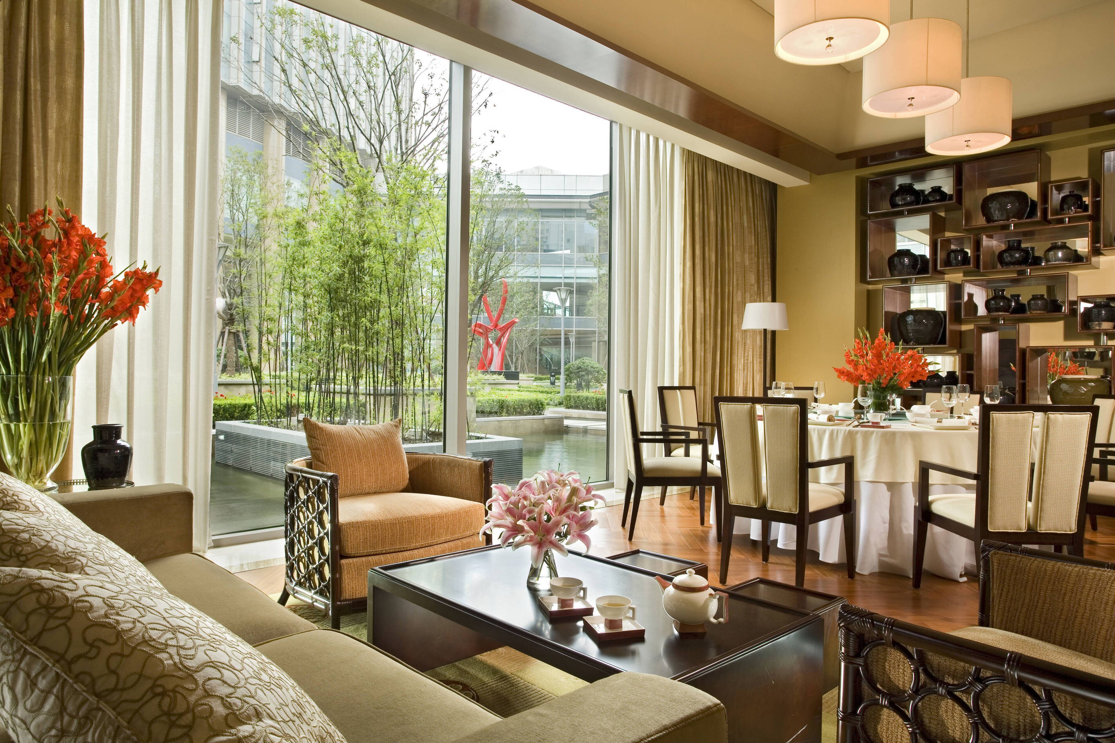 Sheraton Grand Shanghai Pudong Hotel & Residences Sheraton Grand Shanghai Pudong Hotel & Residences
