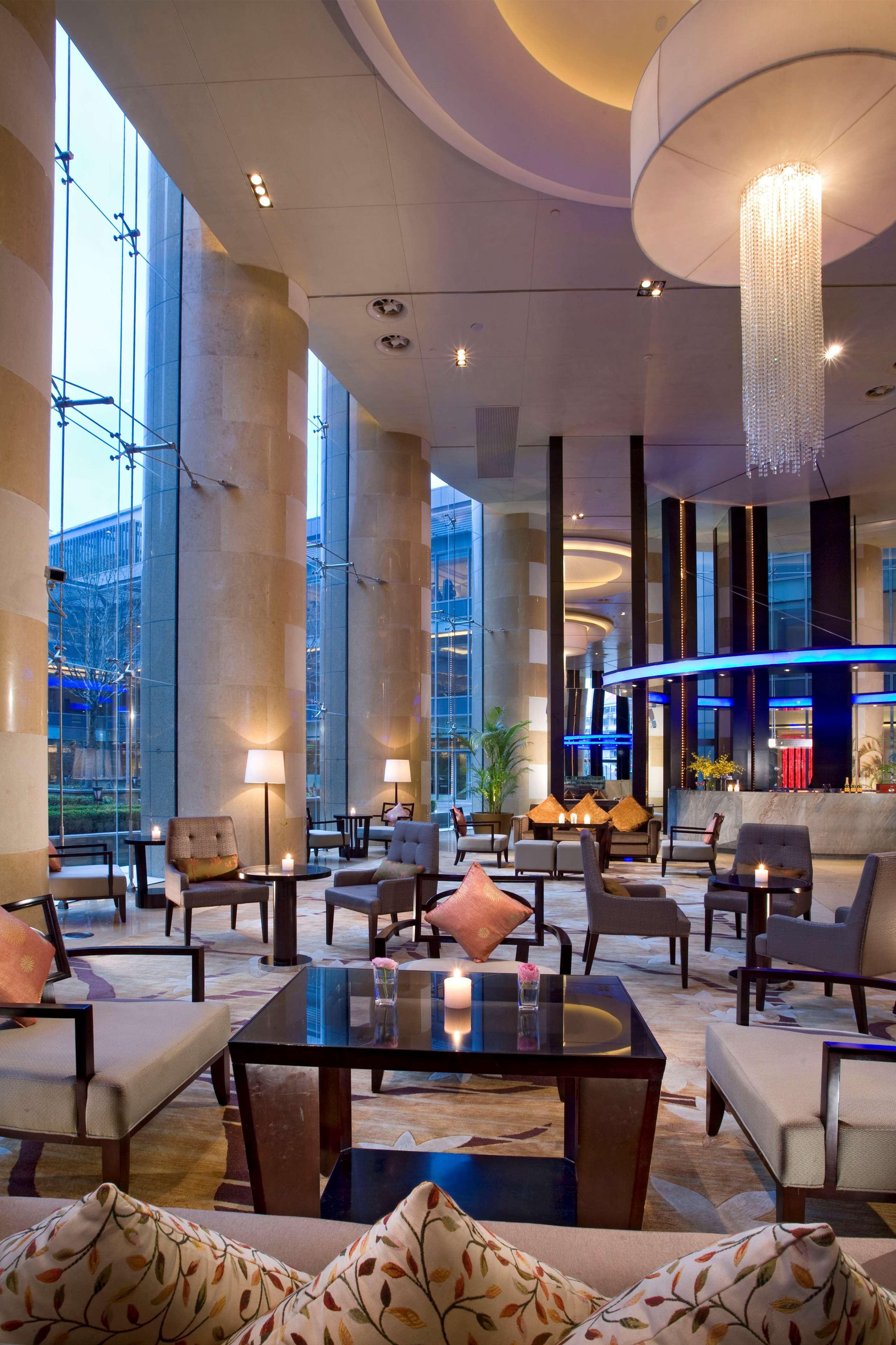 Sheraton Grand Shanghai Pudong Hotel & Residences Sheraton Grand Shanghai Pudong Hotel & Residences