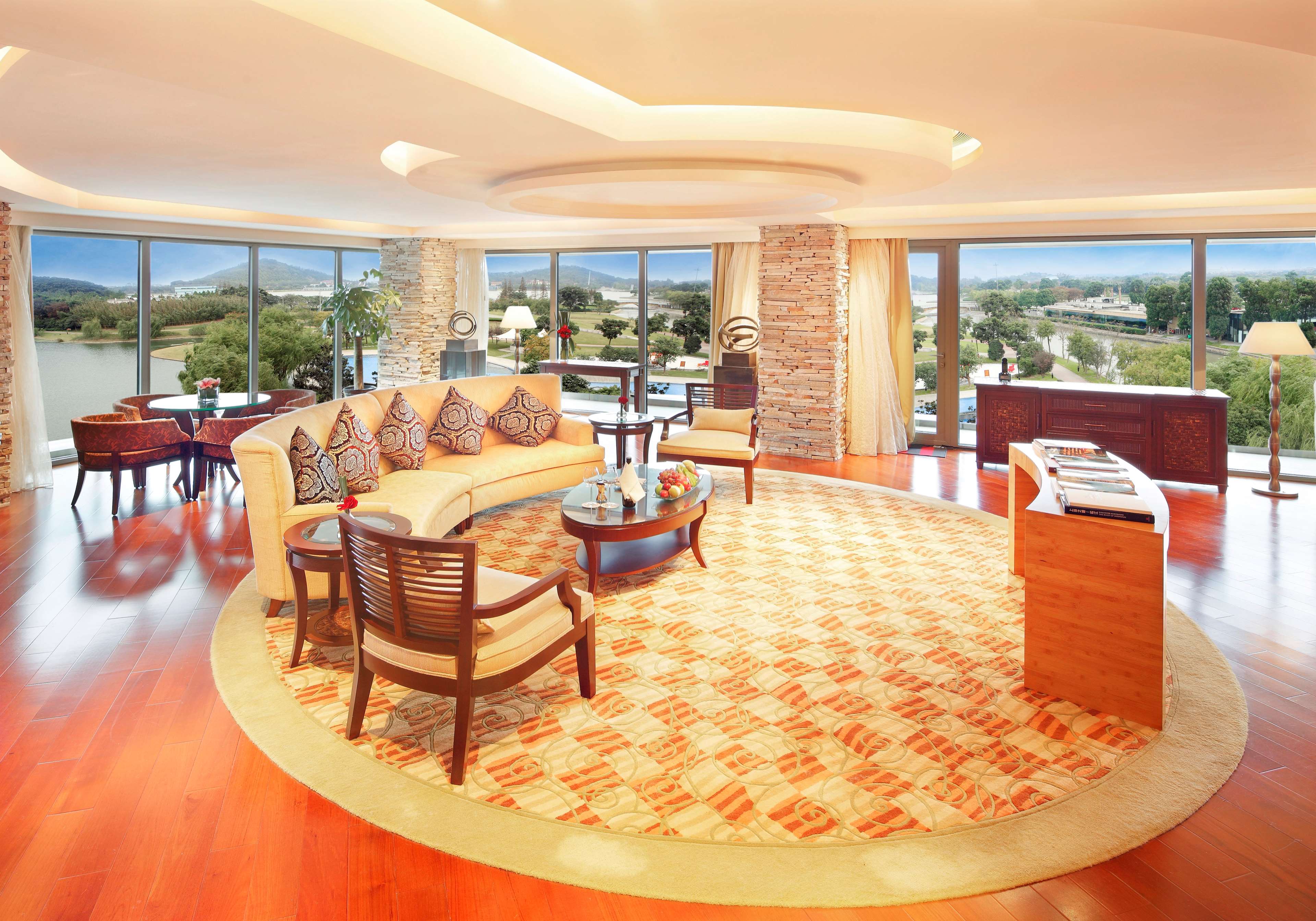The Yuluxe Sheshan, Shanghai, a Tribute Portfolio Hotel The Yuluxe Sheshan, Shanghai, a Tribute Portfolio Hotel