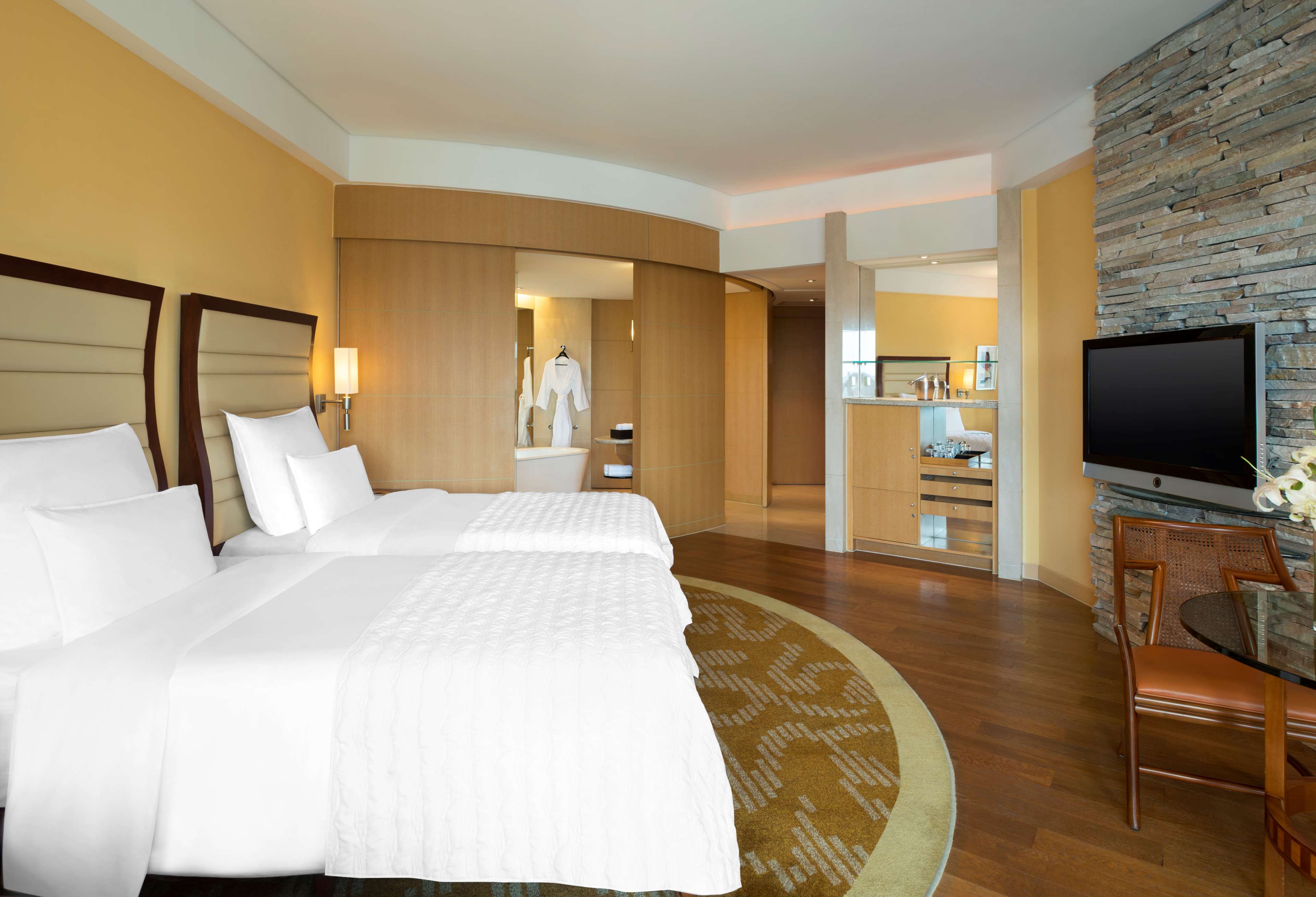 The Yuluxe Sheshan, Shanghai, a Tribute Portfolio Hotel The Yuluxe Sheshan, Shanghai, a Tribute Portfolio Hotel