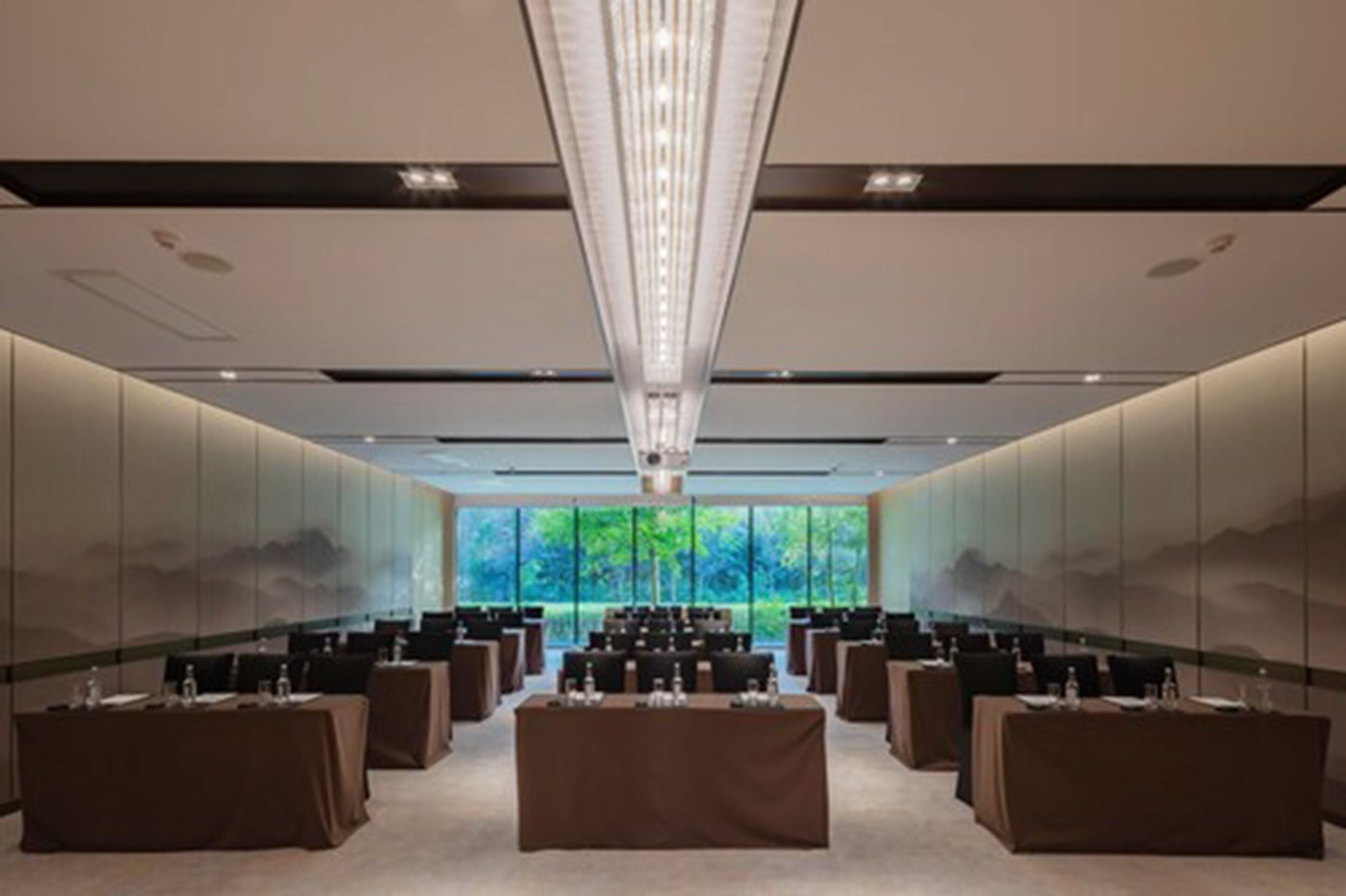 The Yuluxe Sheshan, Shanghai, a Tribute Portfolio Hotel The Yuluxe Sheshan, Shanghai, a Tribute Portfolio Hotel