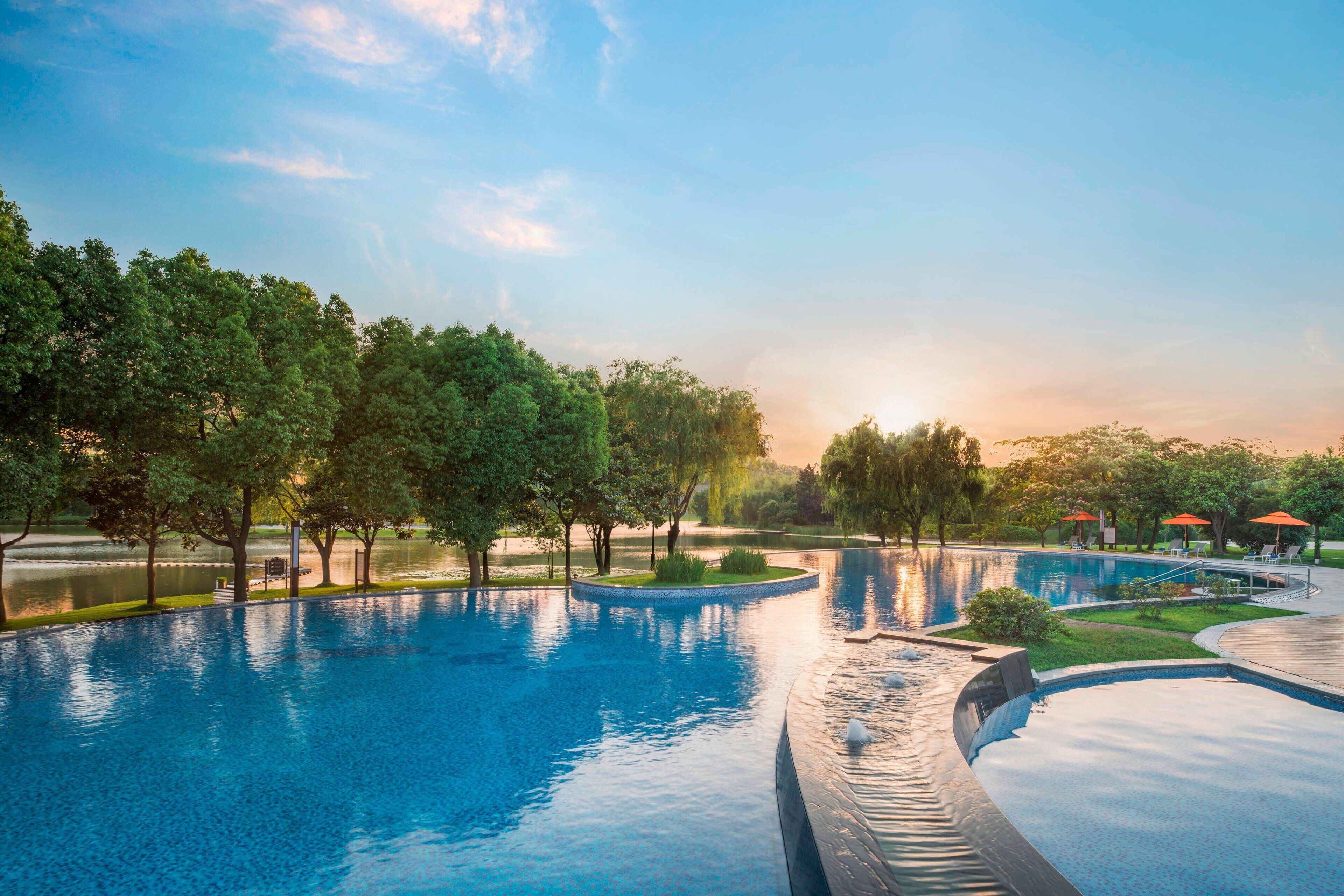 The Yuluxe Sheshan, Shanghai, a Tribute Portfolio Hotel The Yuluxe Sheshan, Shanghai, a Tribute Portfolio Hotel