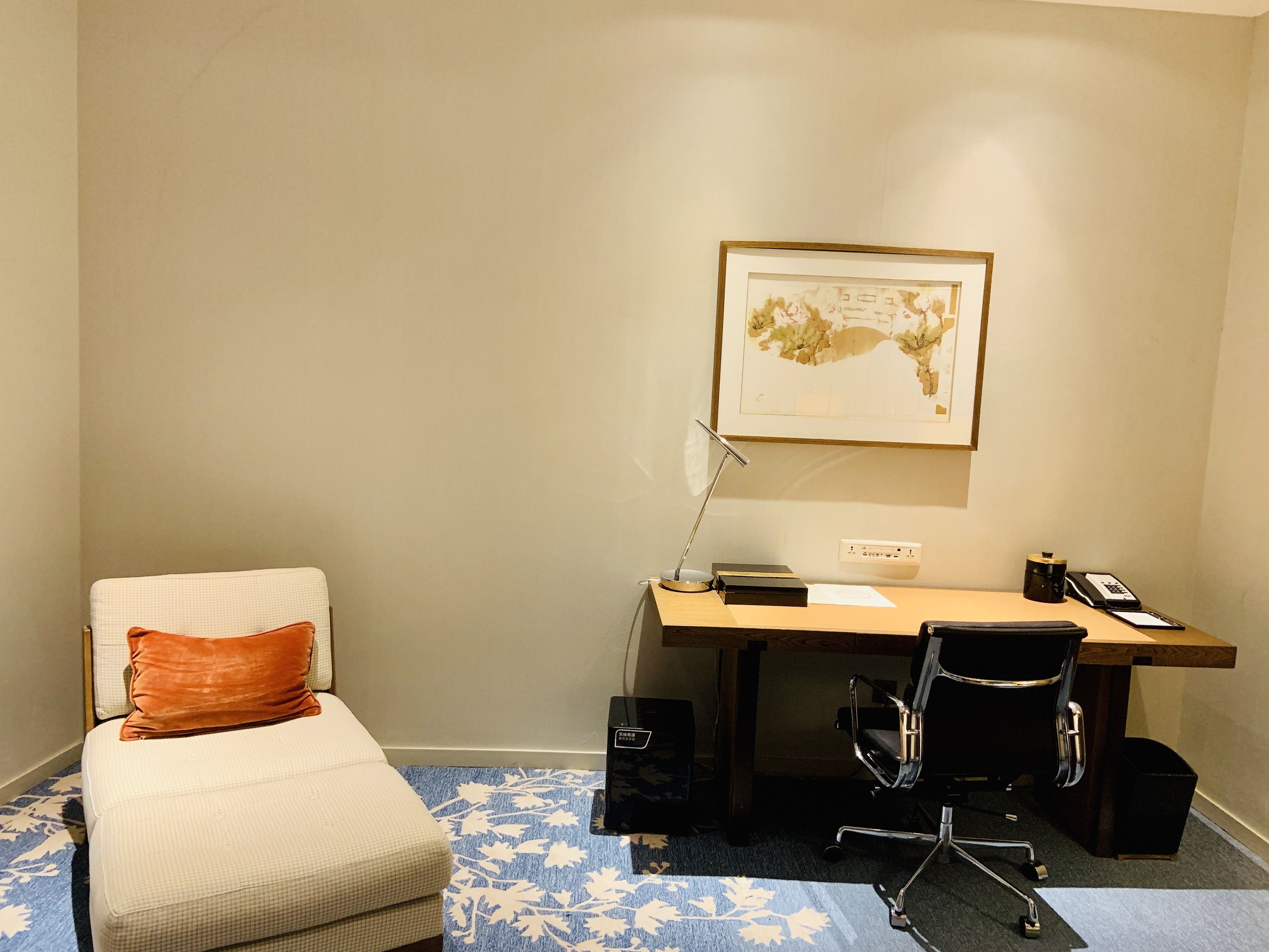Twelve at Hengshan, a Luxury Collection Hotel, Shanghai Twelve at Hengshan, a Luxury Collection Hotel, Shanghai