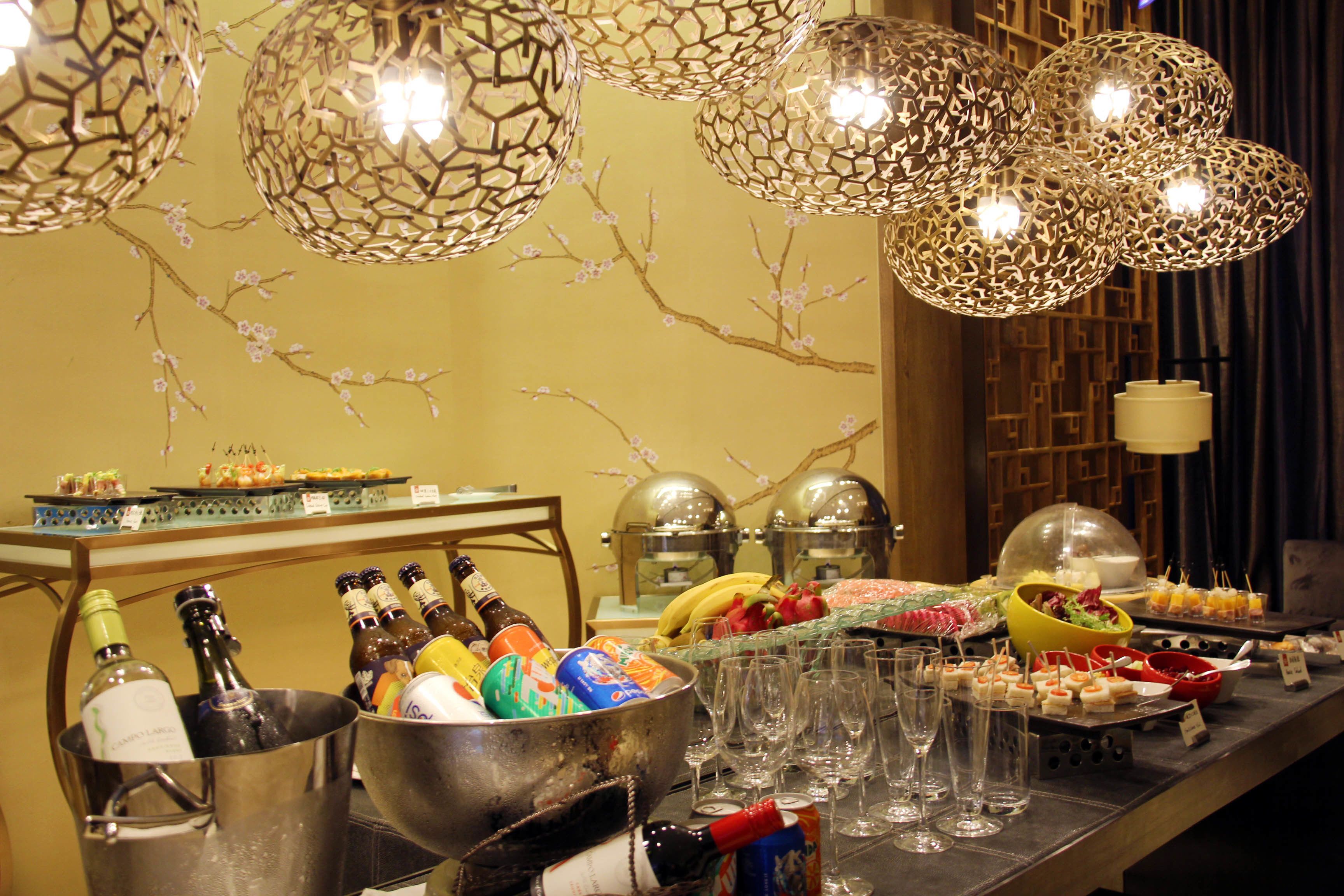 Twelve at Hengshan, a Luxury Collection Hotel, Shanghai Twelve at Hengshan, a Luxury Collection Hotel, Shanghai