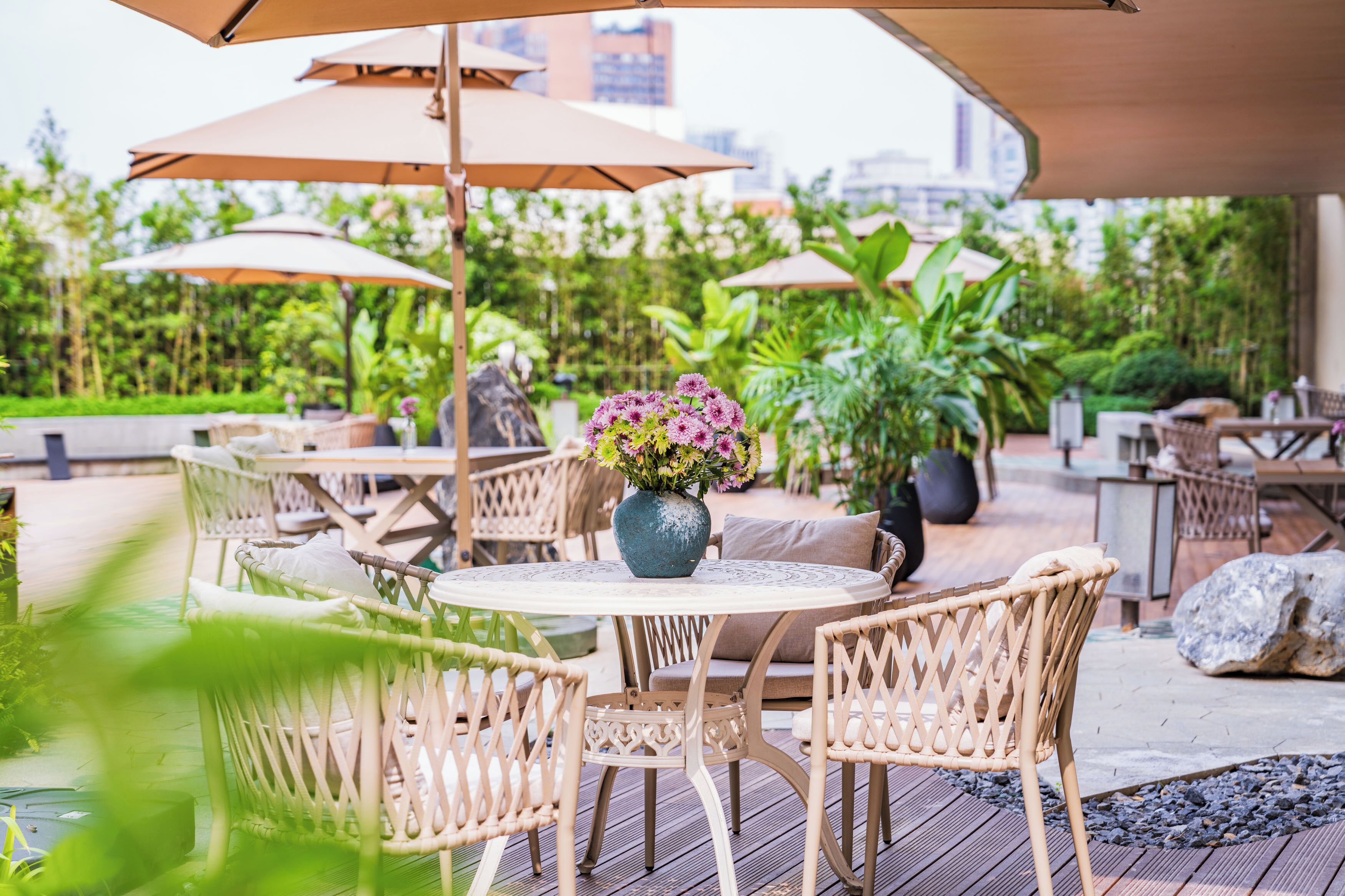 Yuexiu Hotel Guangzhou, Curio Collection by Hilton