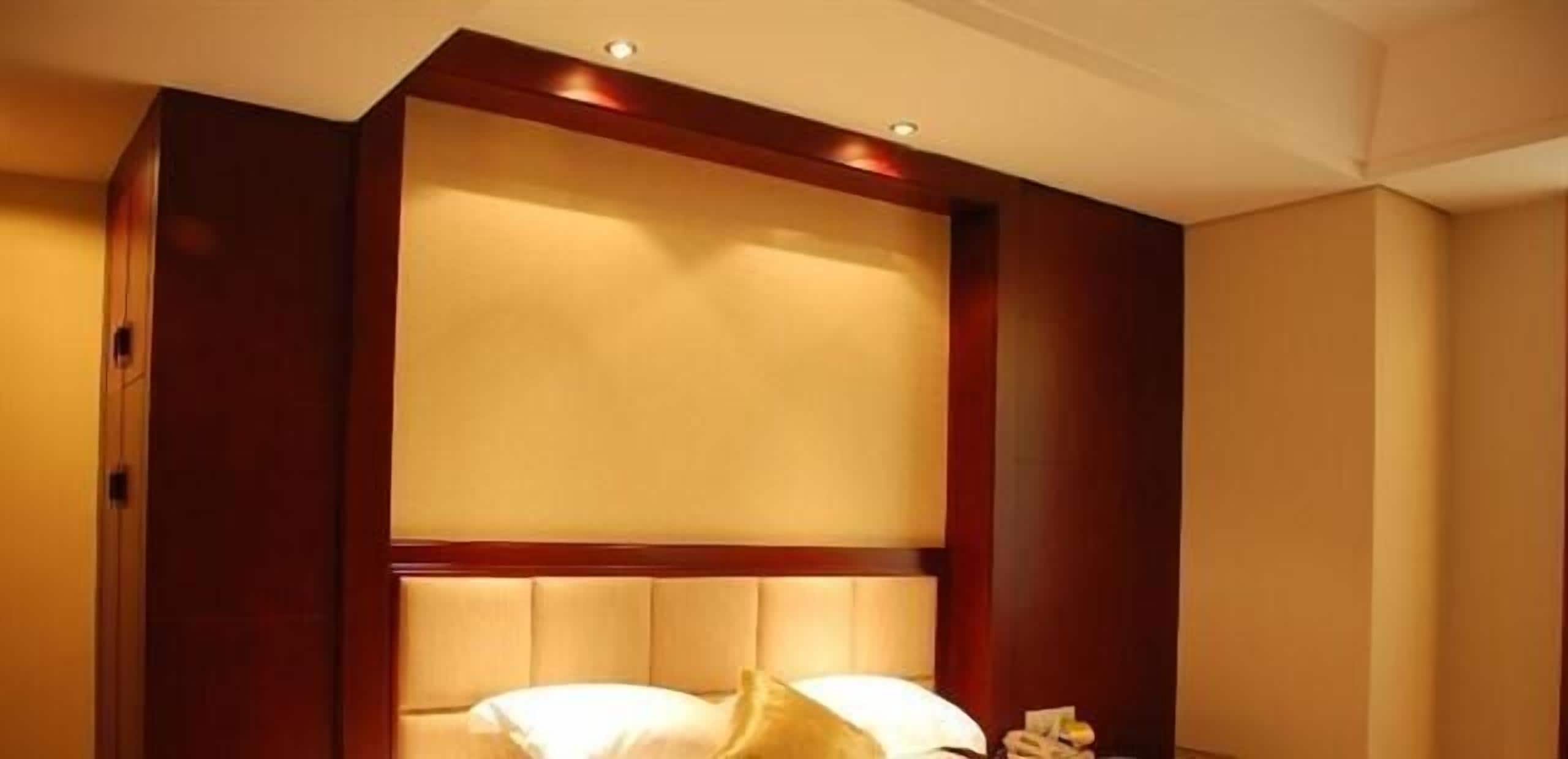 Crowne Plaza Huaihua by IHG