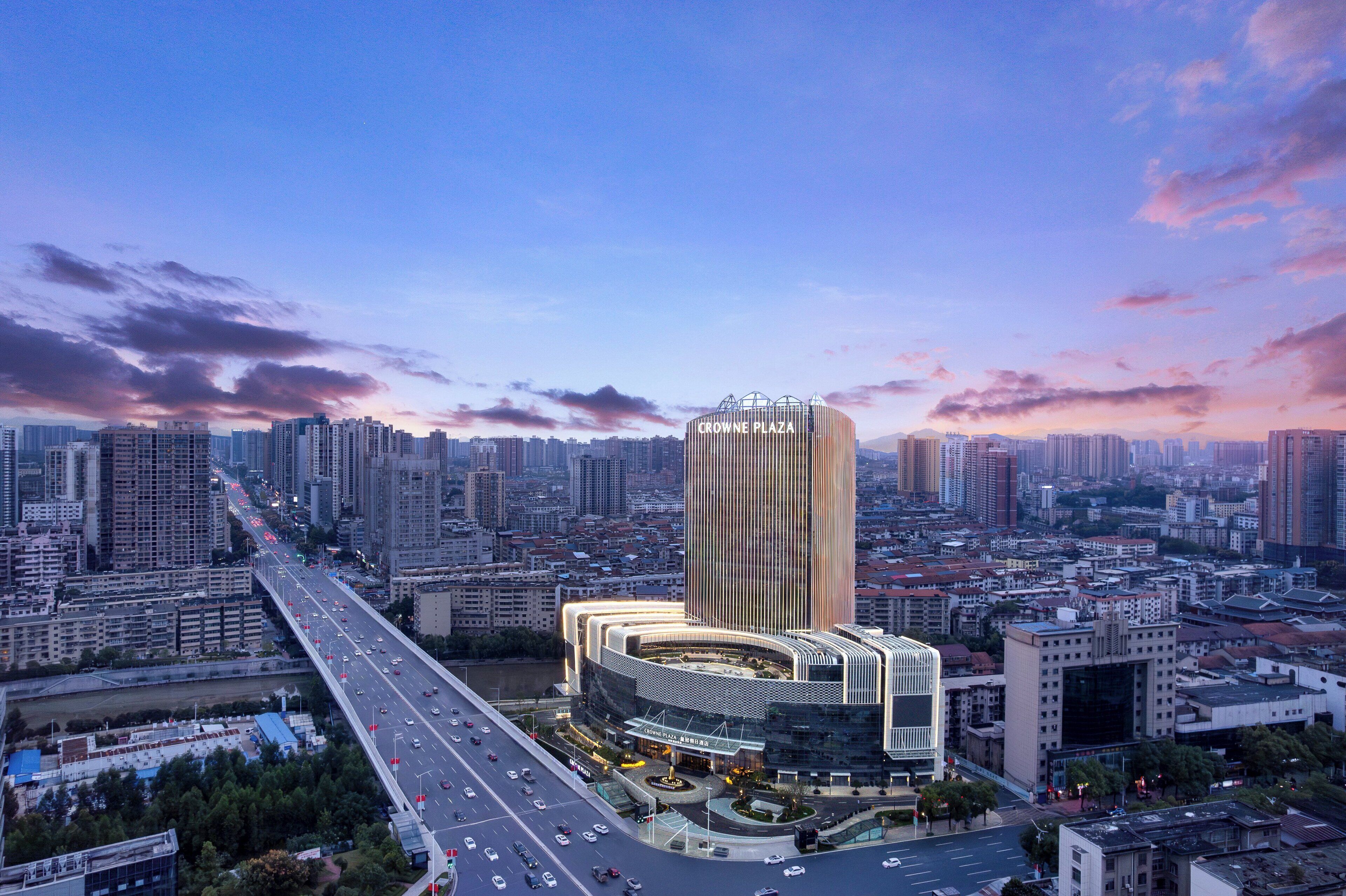 Crowne Plaza Huaihua by IHG