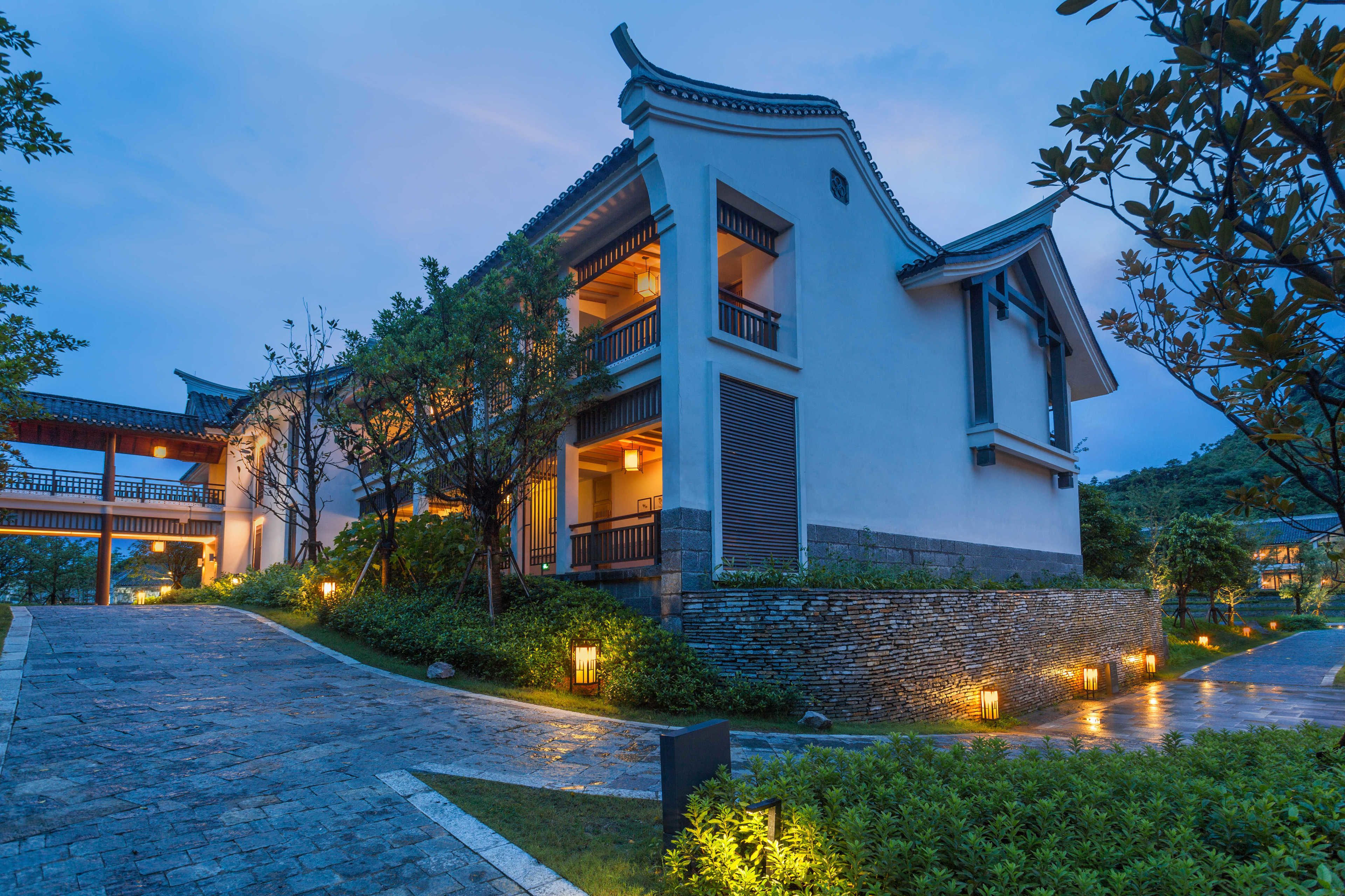 Banyan Tree Yangshuo Resort Banyan Tree Yangshuo Resort