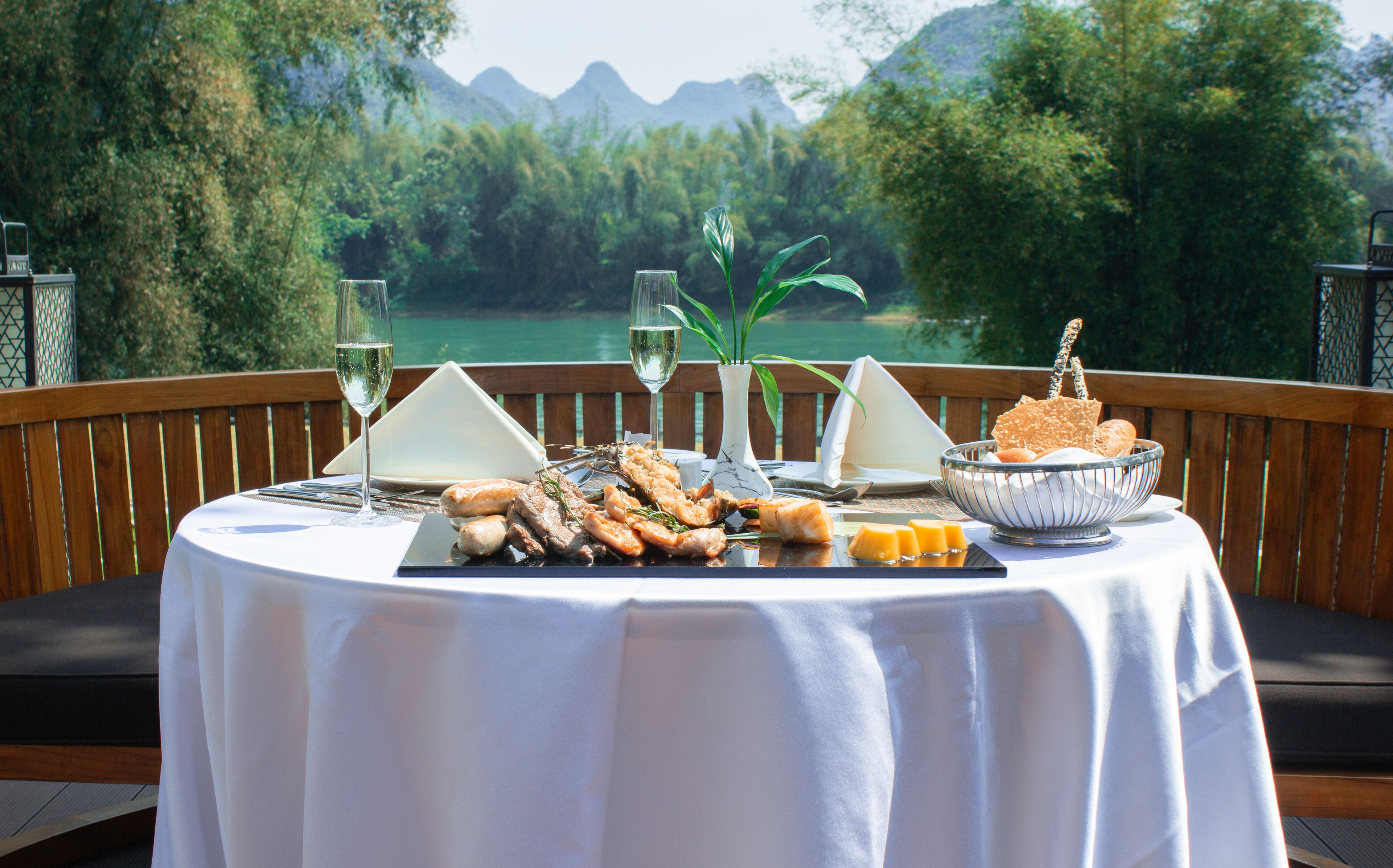 Banyan Tree Yangshuo Resort Banyan Tree Yangshuo Resort
