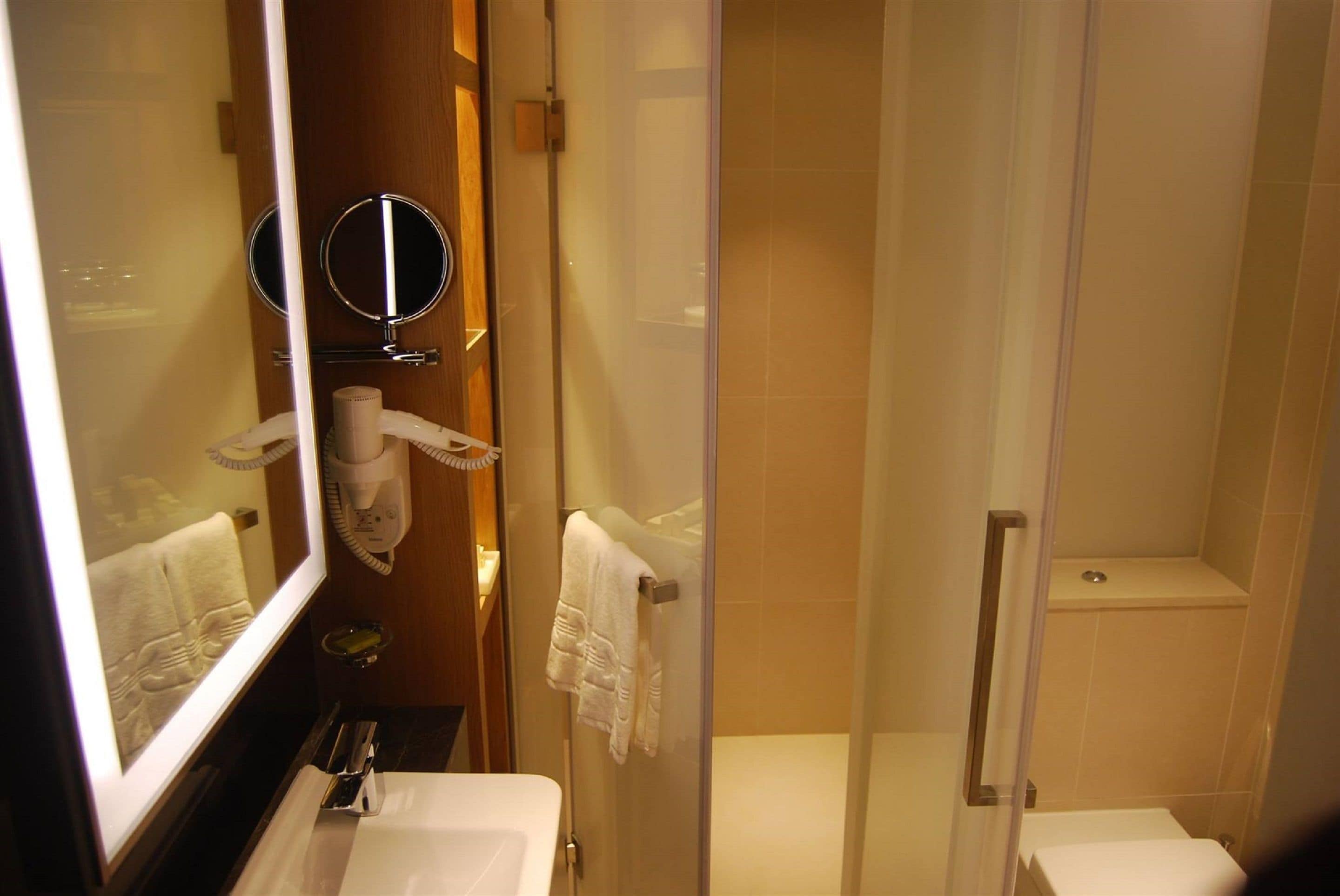Wharney Guang Dong Hotel Wharney Guang Dong Hotel