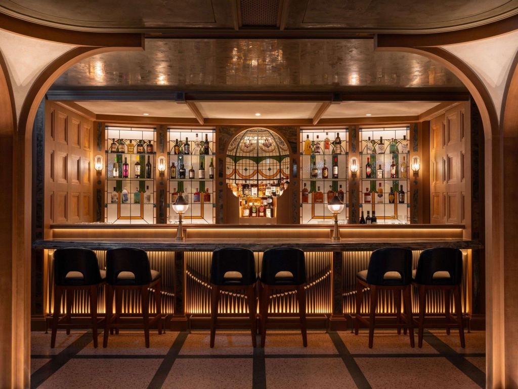 Mondrian Hong Kong Mondrian Hong Kong