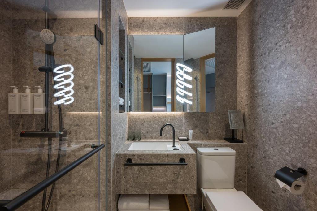 Mondrian Hong Kong Mondrian Hong Kong