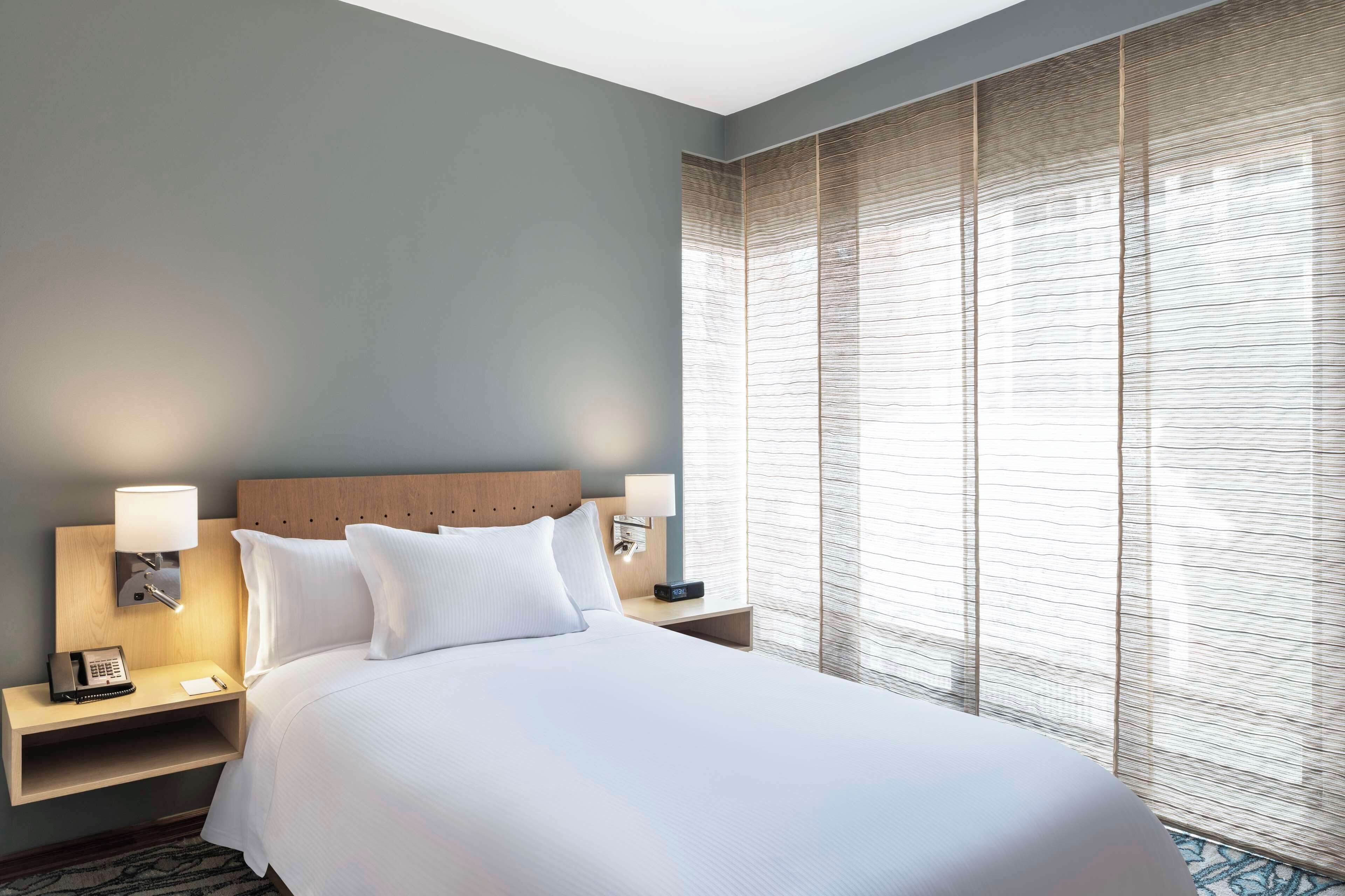 DoubleTree by Hilton Bogota Calle 100