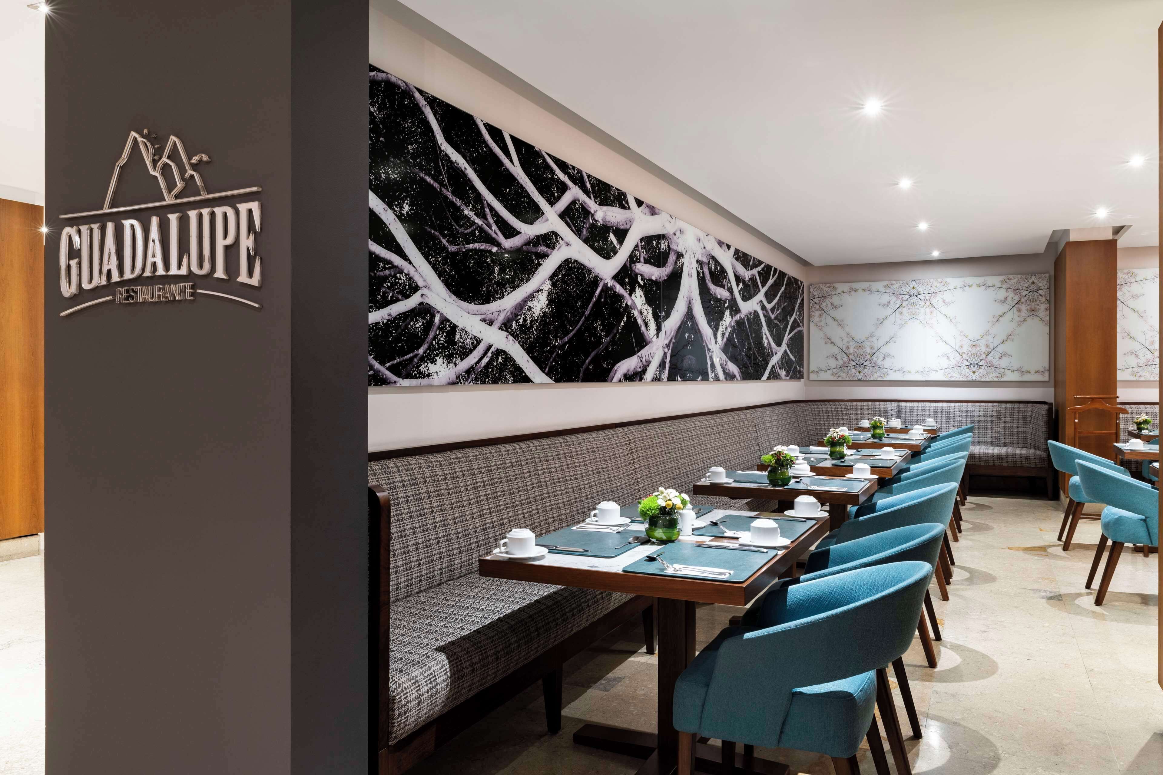 DoubleTree by Hilton Bogota Calle 100