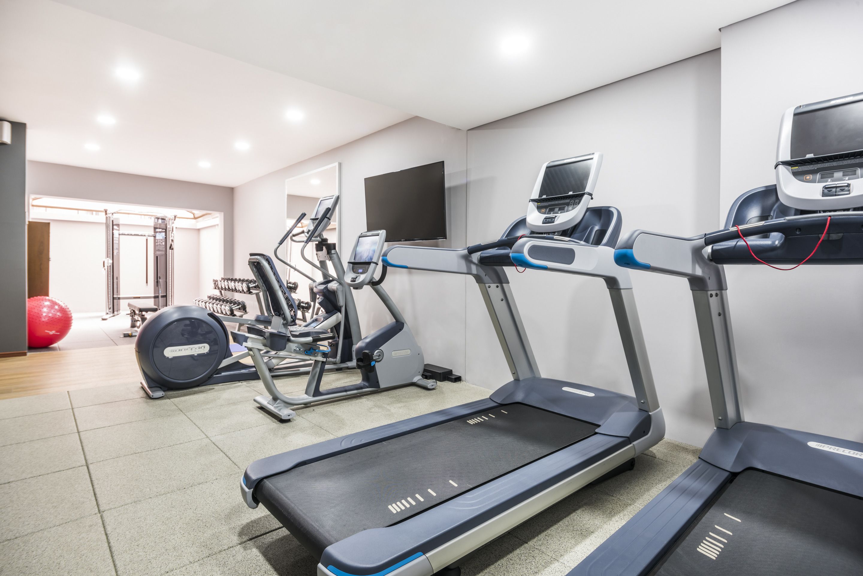 DoubleTree by Hilton Bogota Calle 100