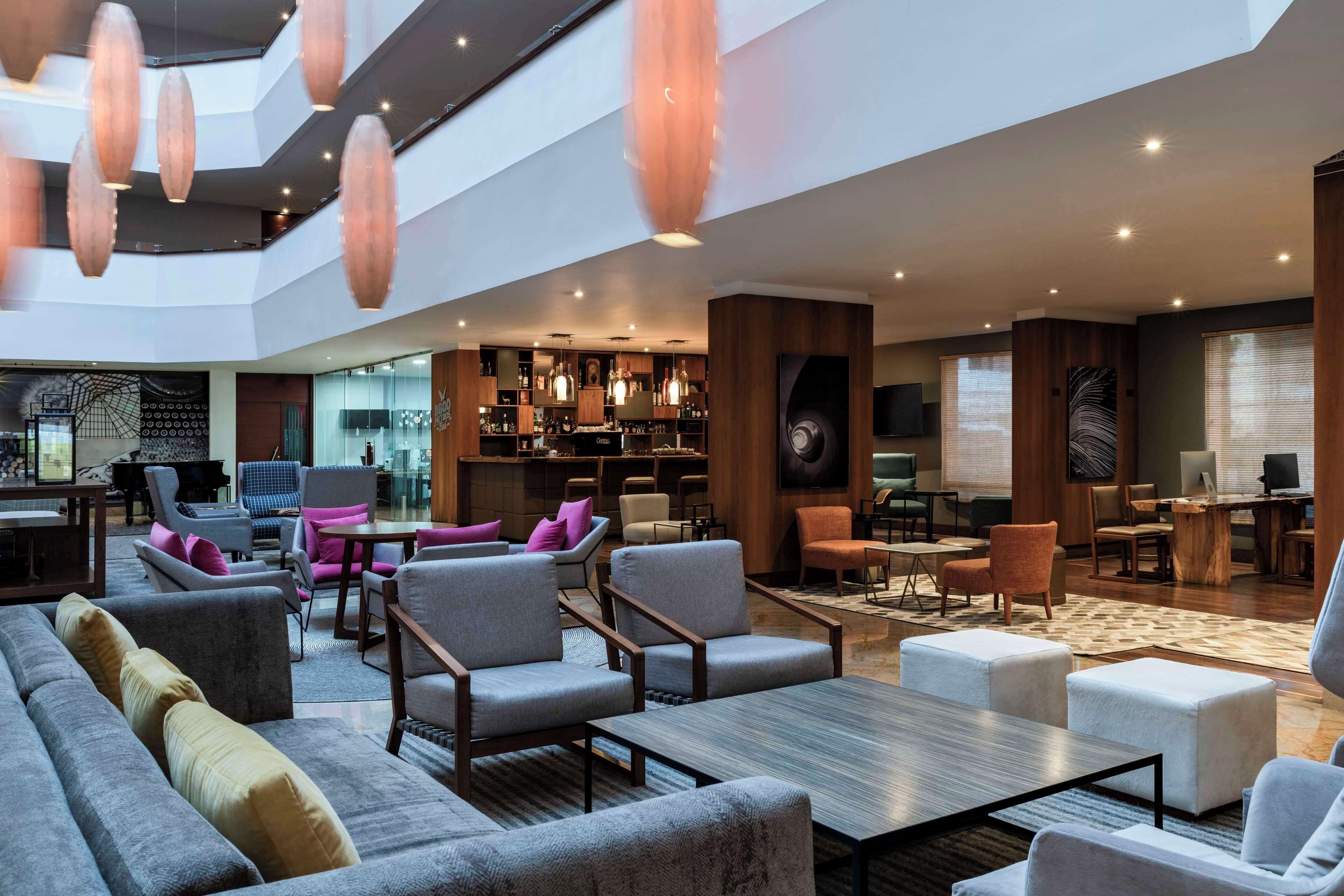 DoubleTree by Hilton Bogota Calle 100