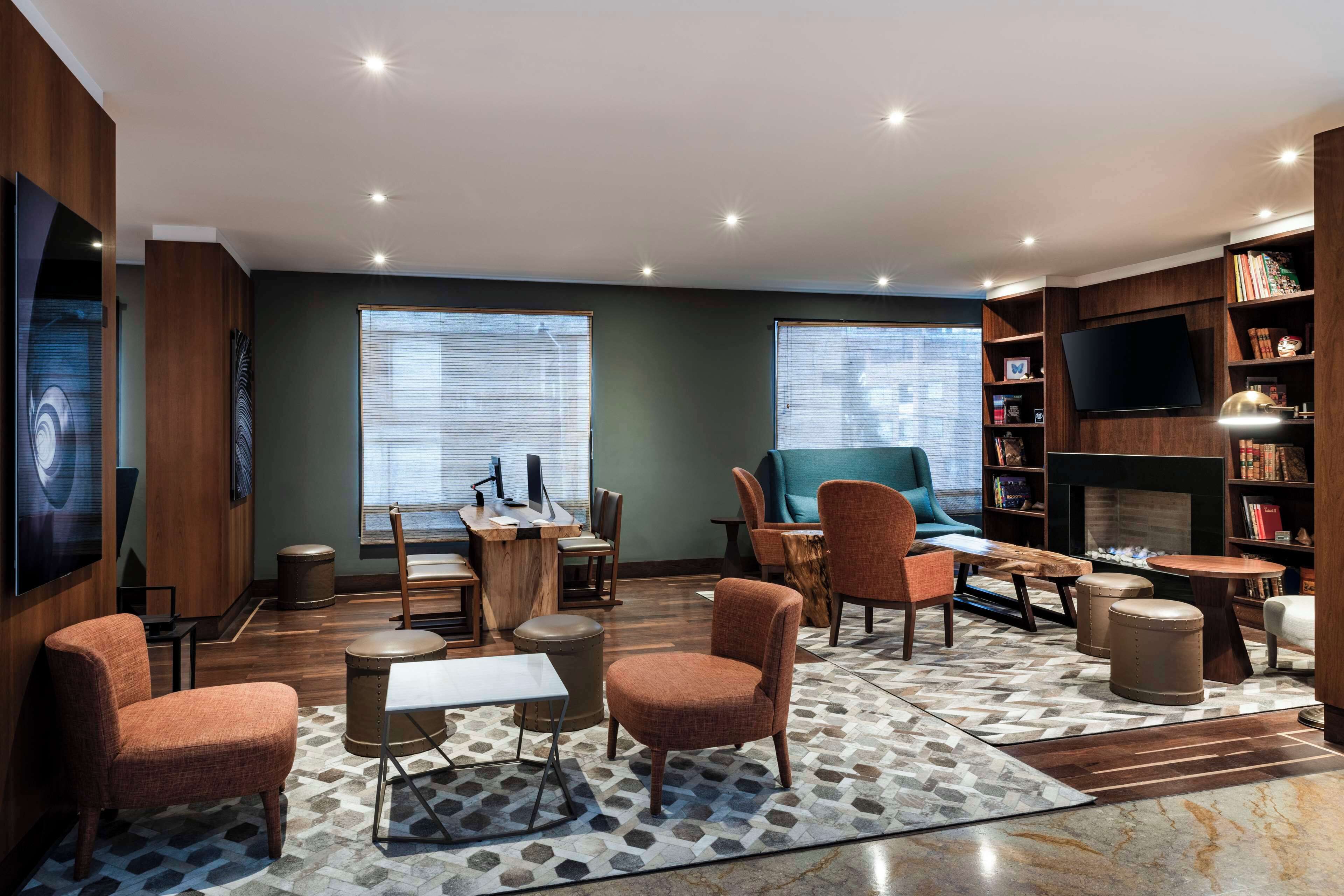 DoubleTree by Hilton Bogota Calle 100