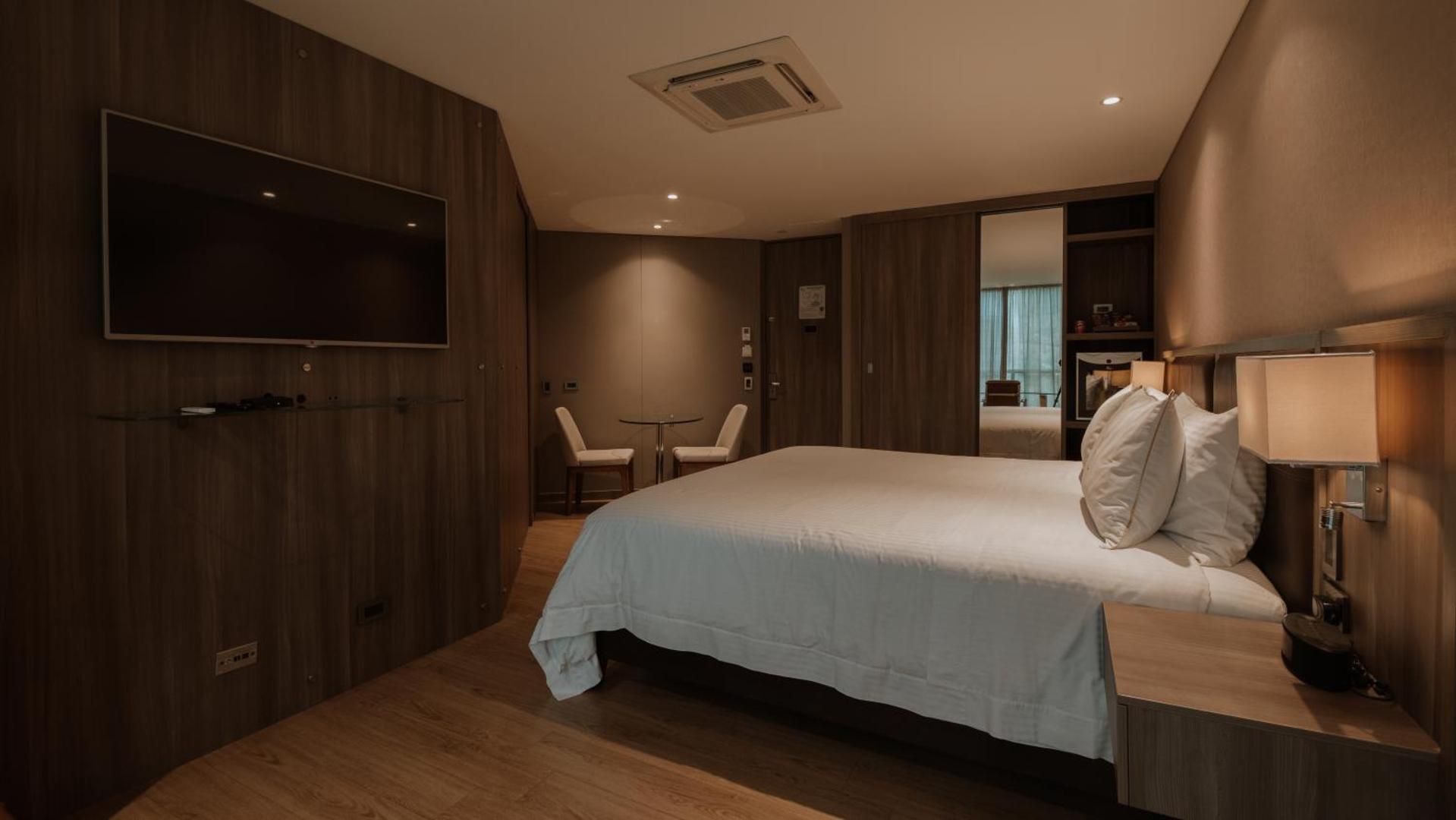 Binn Hotel Binn Hotel