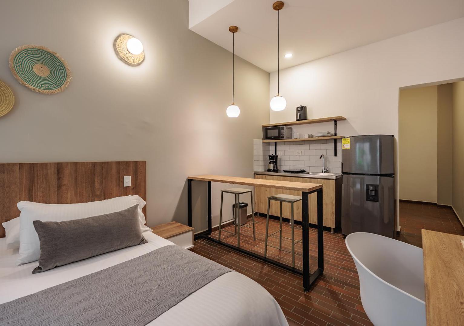 The Somos Flats Laureles