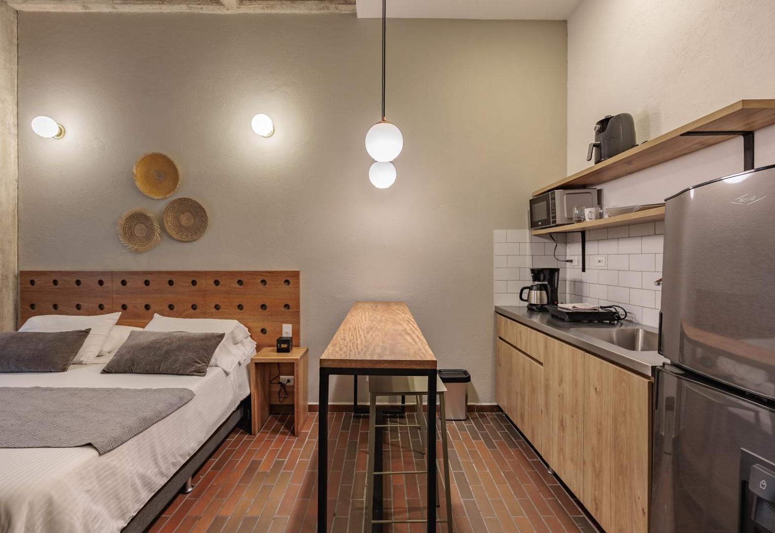 The Somos Flats Laureles