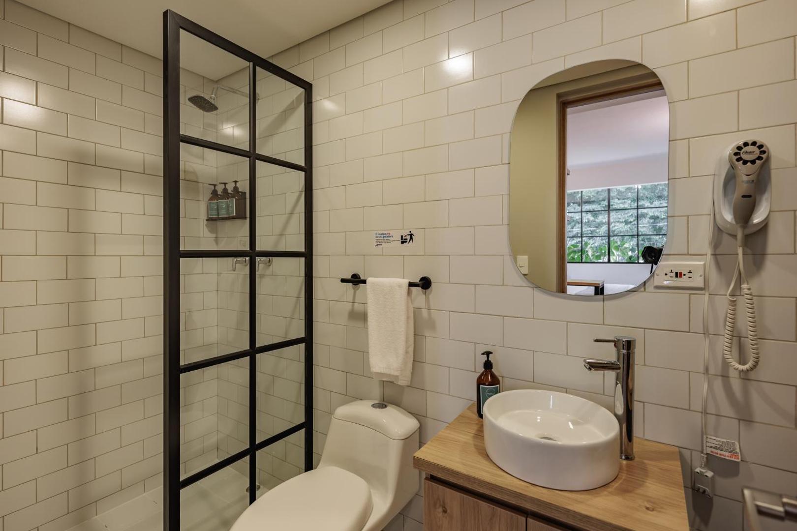 The Somos Flats Laureles