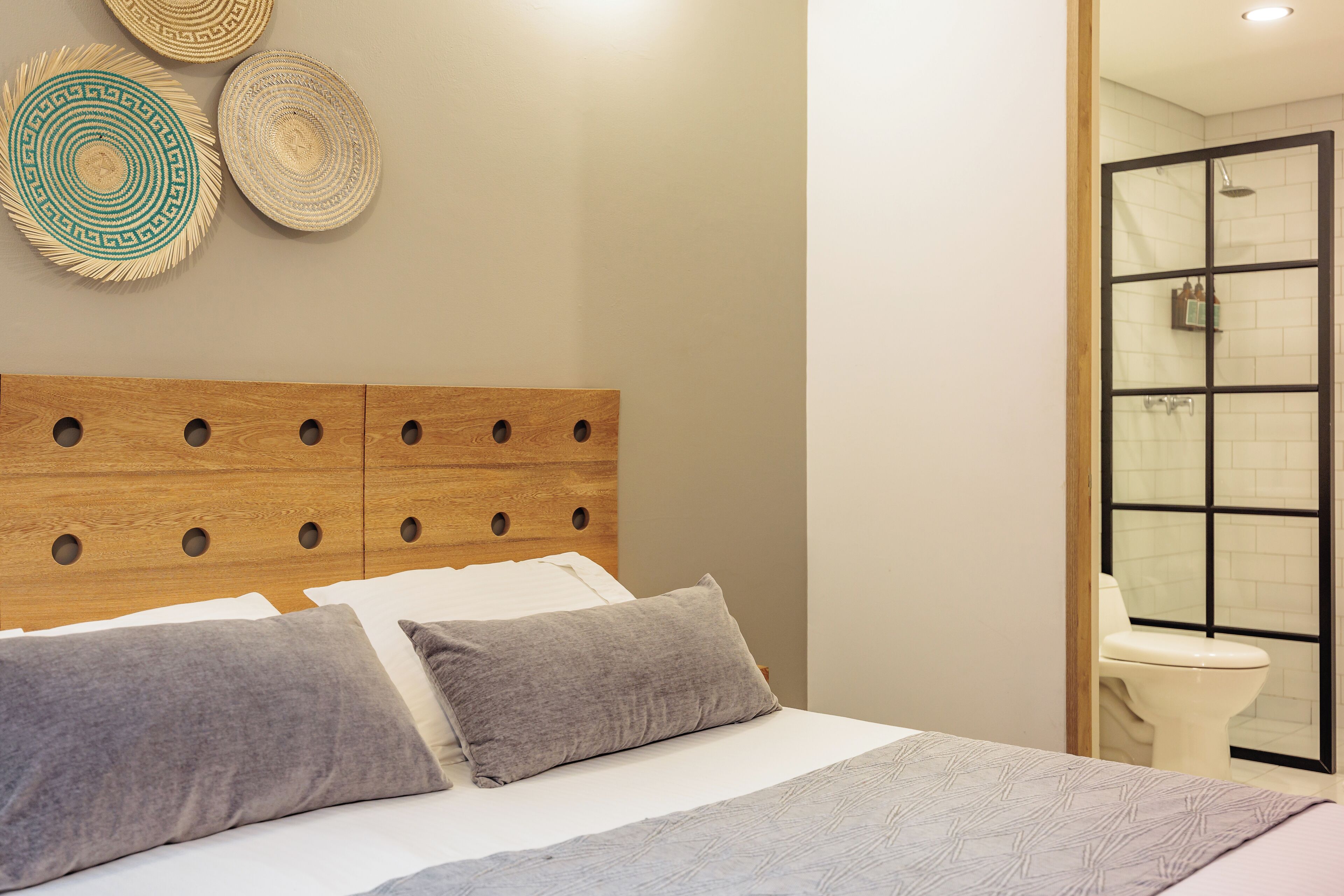 The Somos Flats Laureles