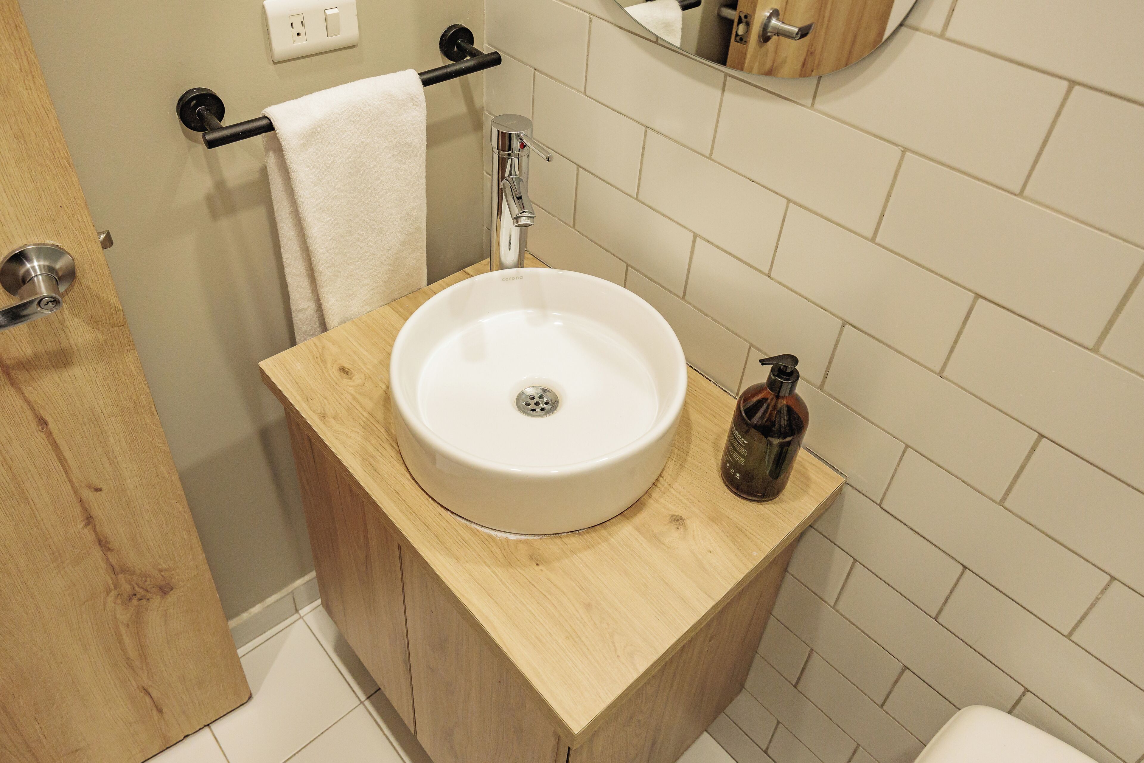 The Somos Flats Laureles