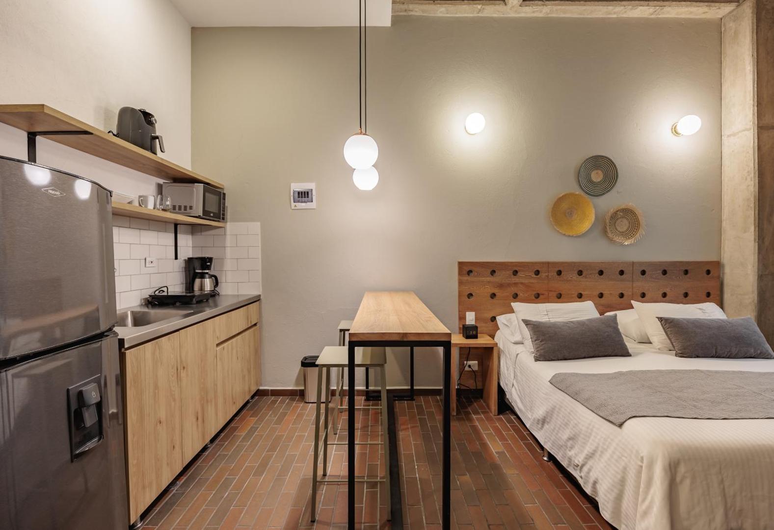 The Somos Flats Laureles