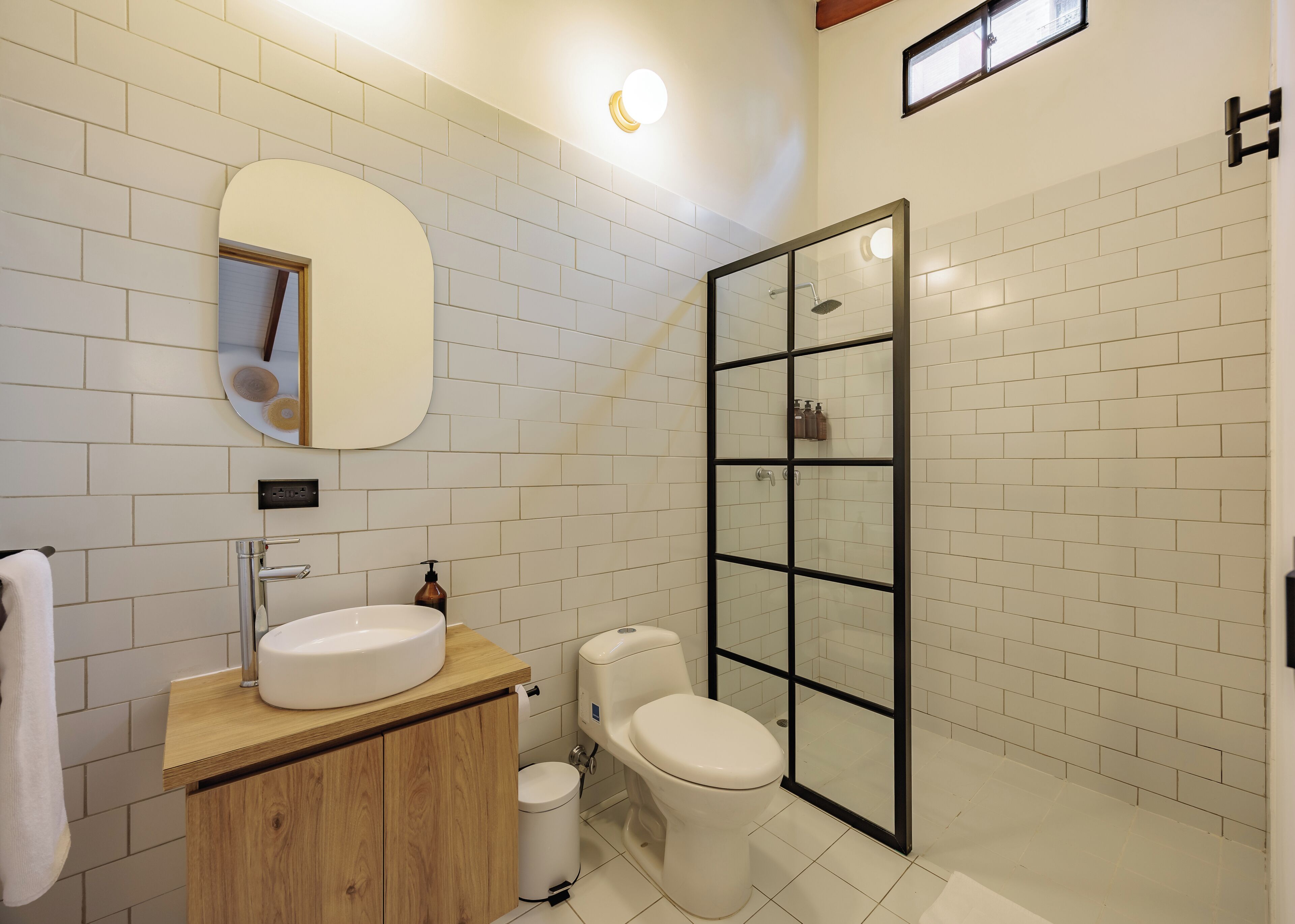 The Somos Flats Laureles