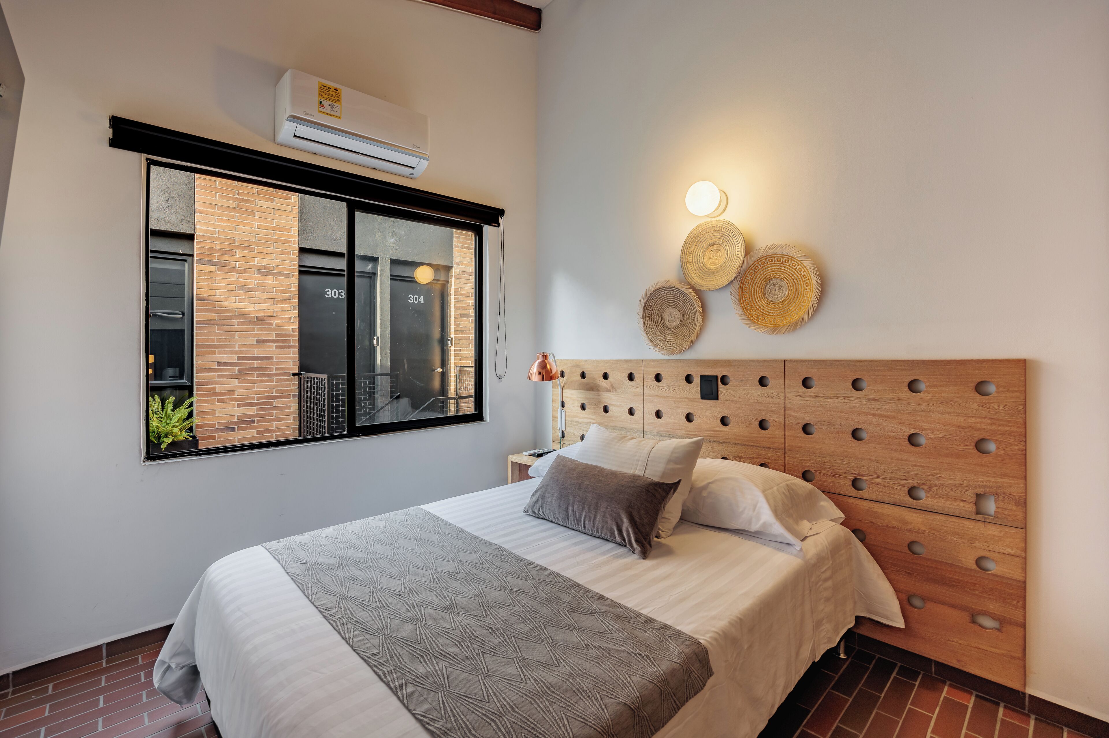 The Somos Flats Laureles