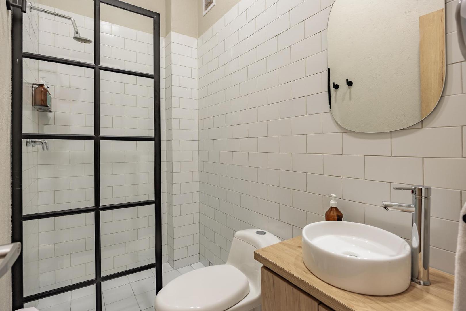 The Somos Flats Laureles