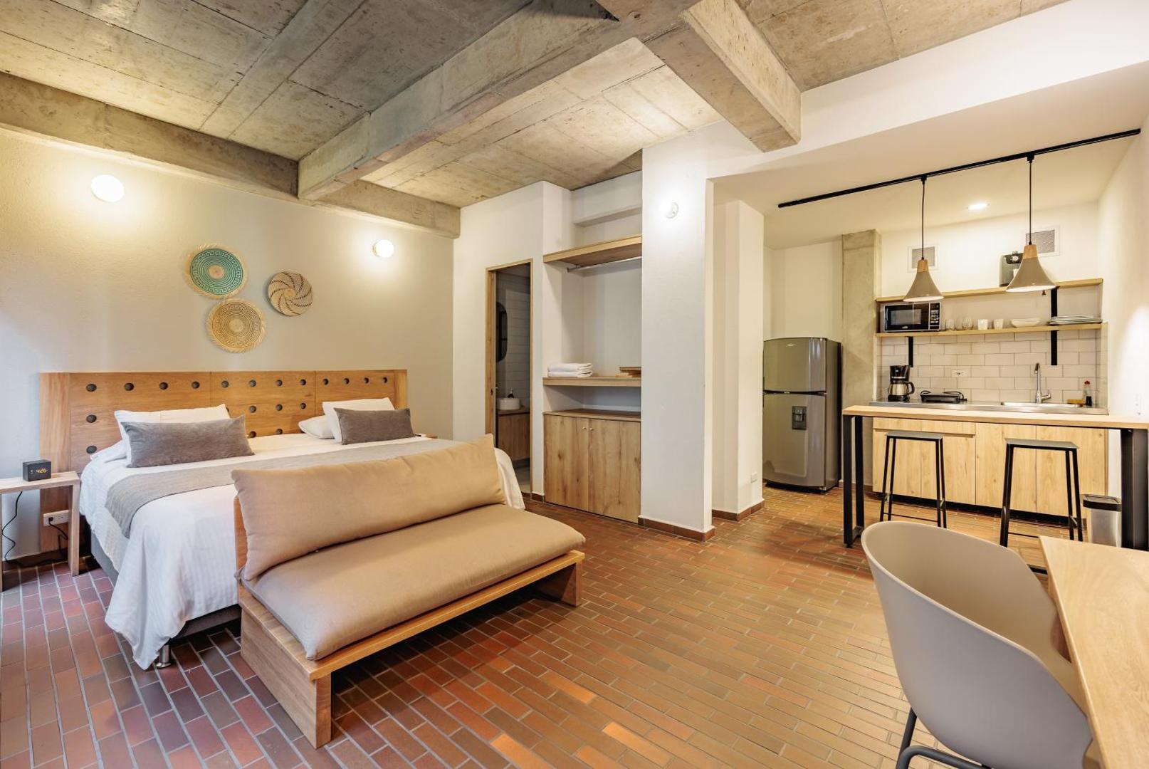 The Somos Flats Laureles